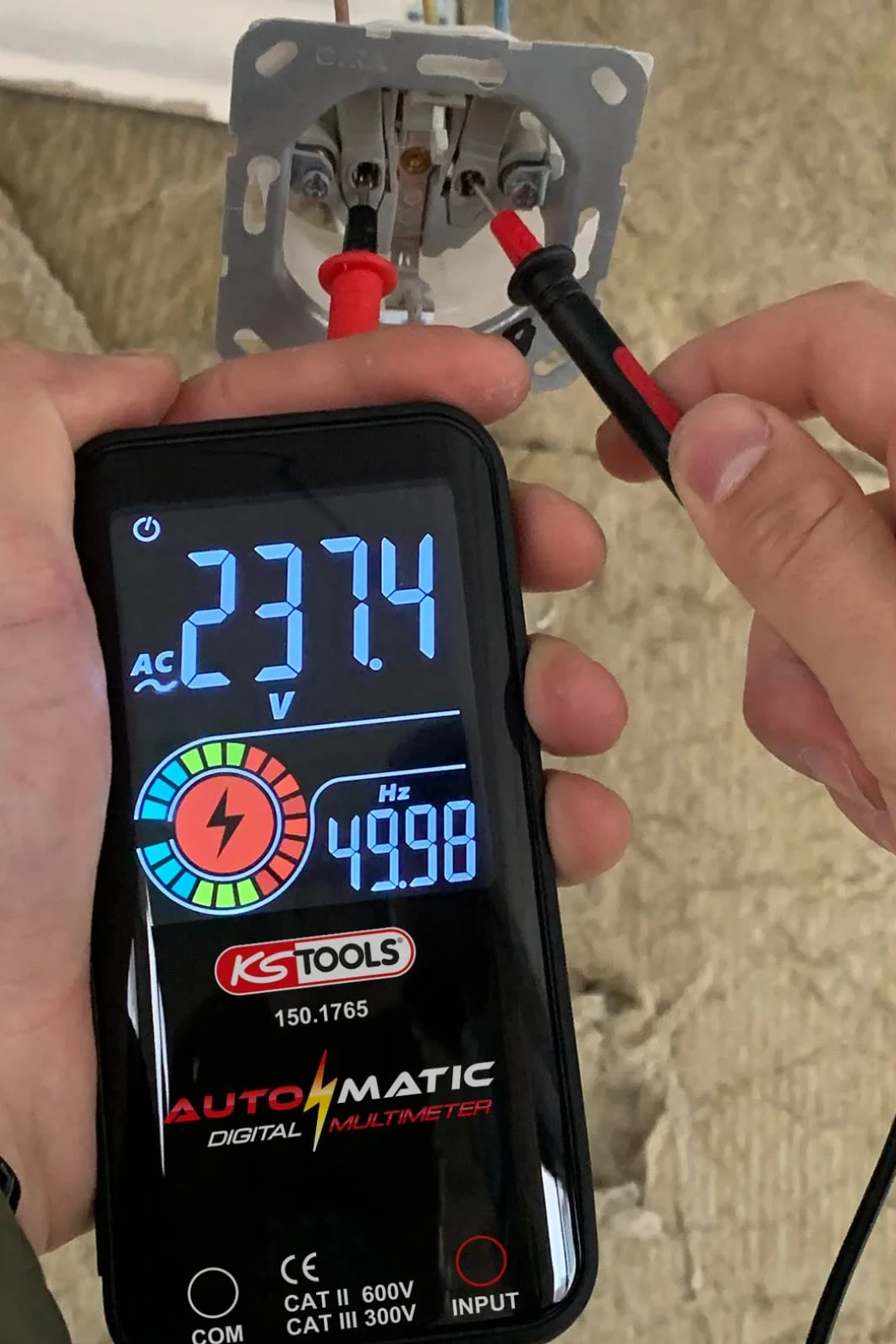 KS TOOLS Multimètre numérique automatique, pointes de test incluses 150.1765