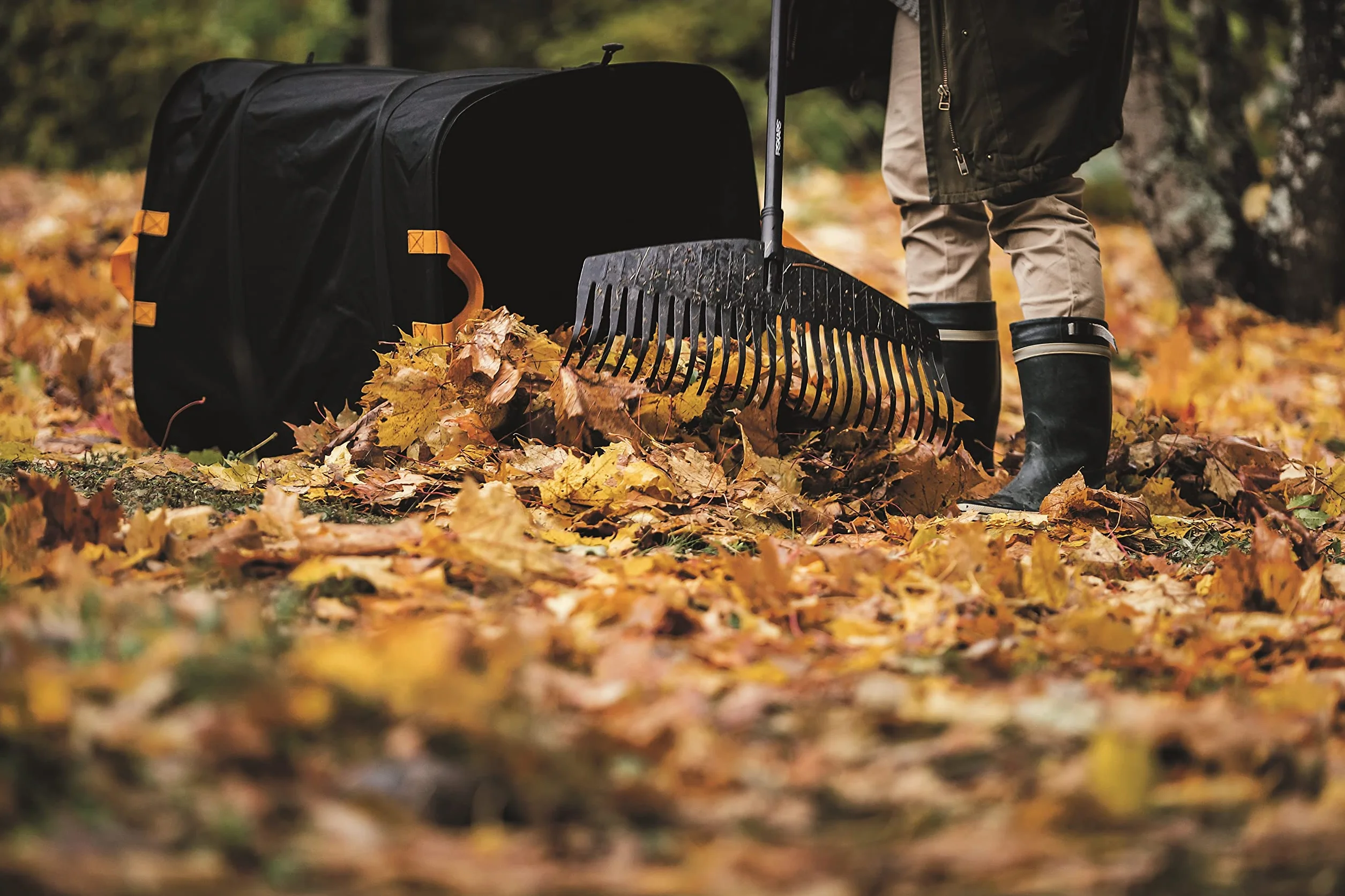 Fiskars Grand Sac à végétaux pop-up 219 l, 70 cm, Noir/Orange
