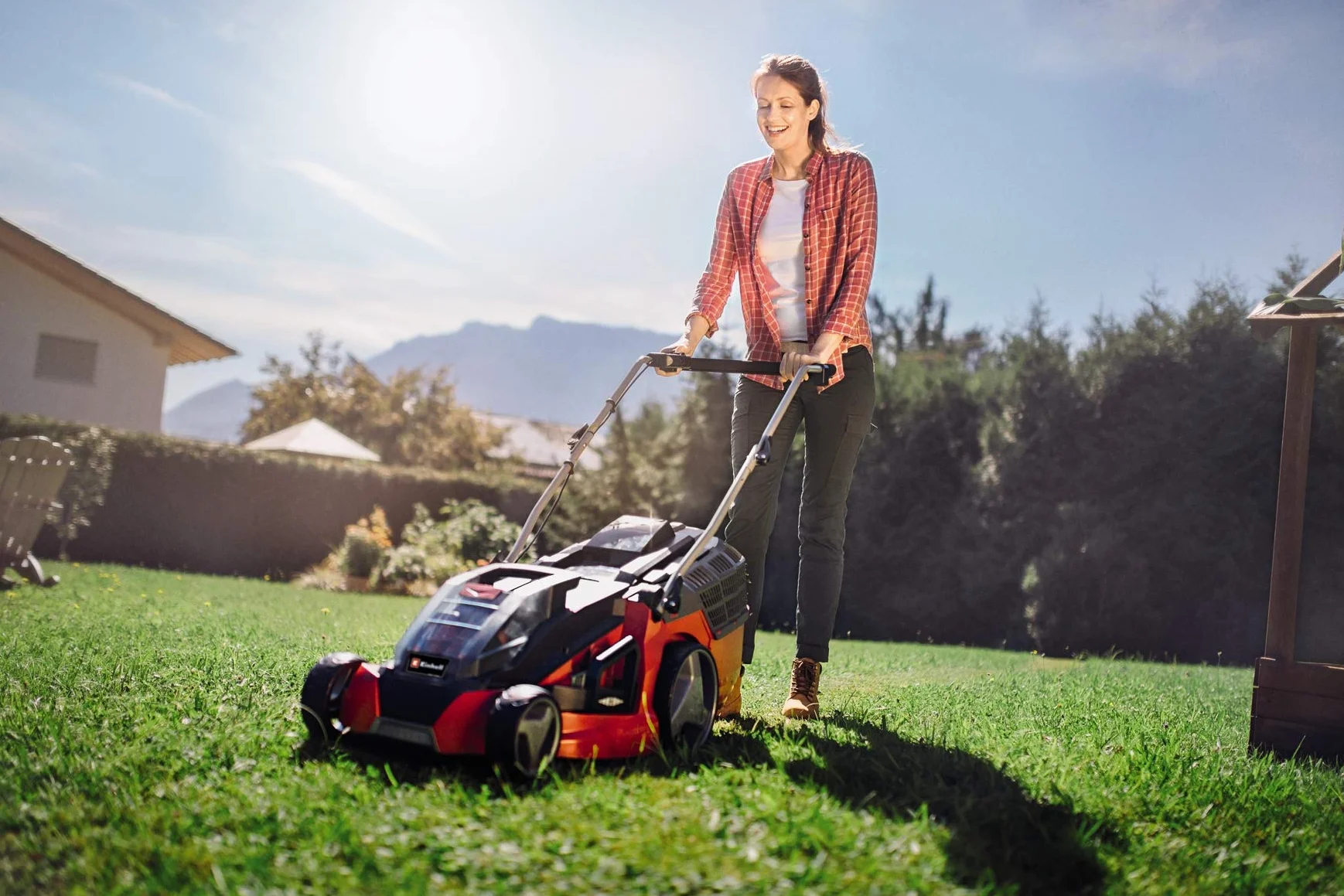 Einhell GE-CM 43 Li M KIT Tondeuse à Gazon sans Fil 36V 43 cm 500 m² 2 Batteries 4,0 Ah Chargeur