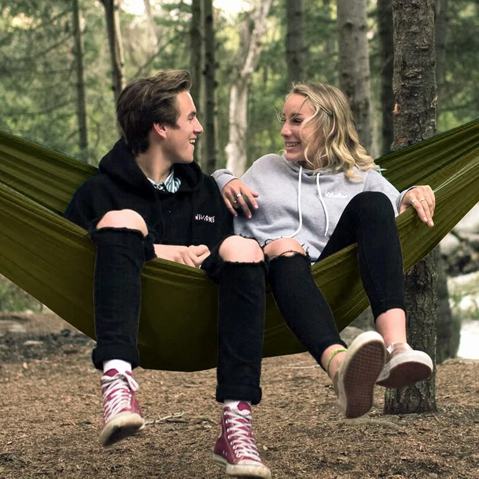 Hamac Ultra-léger en Nylon 300kg 300x200cm avec Sangles et Mousquetons pour Camping Voyage Exterieur Jardin Vert Armée