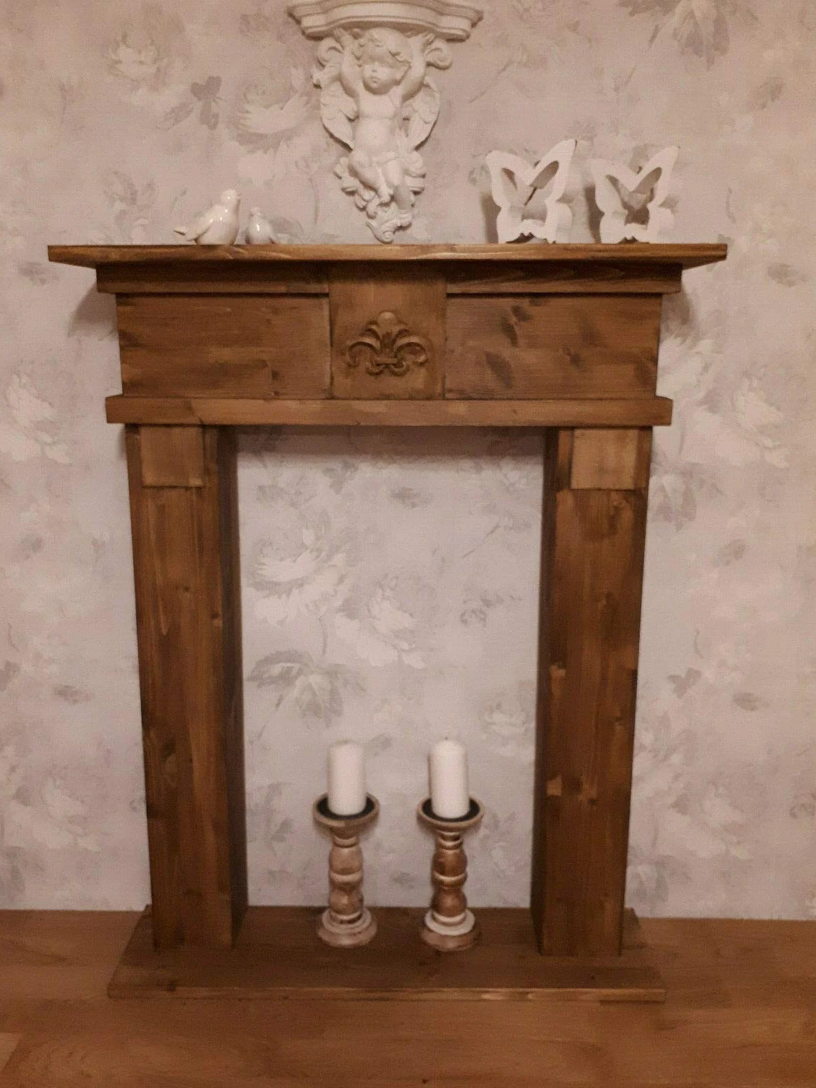 Cheminée décorative marron vieilli 70 cm console bordure