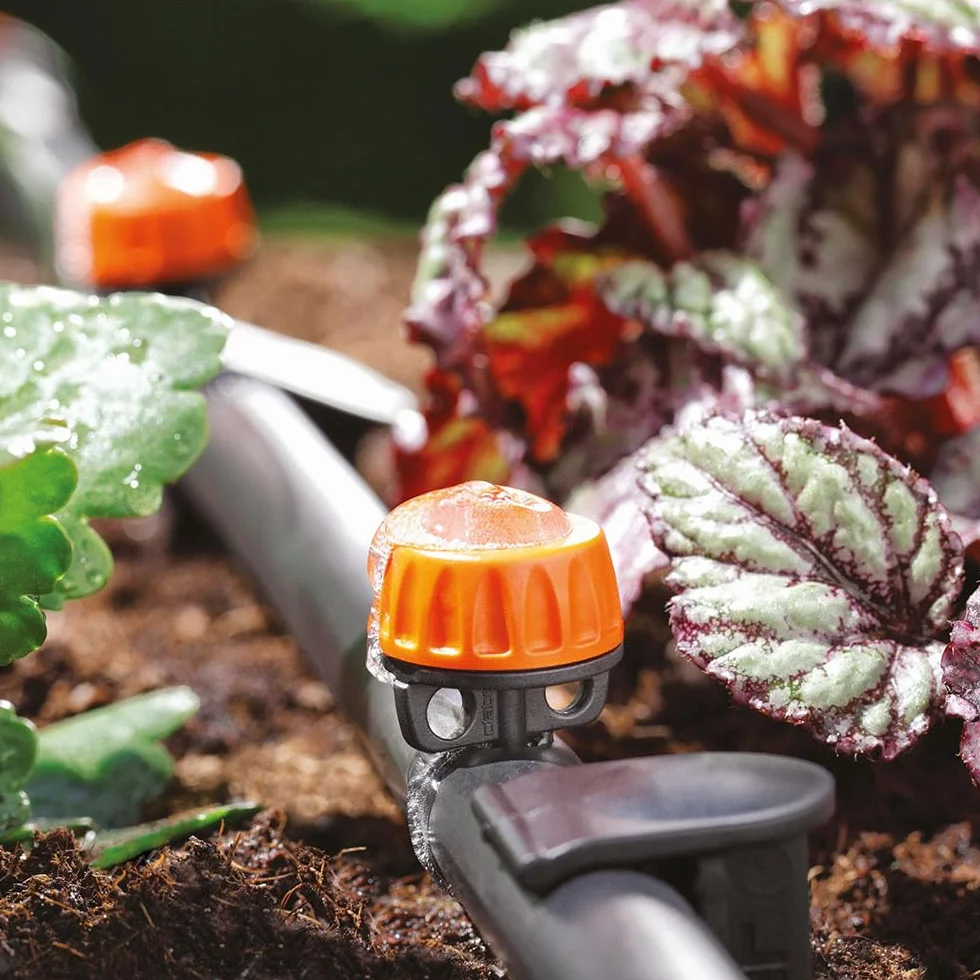 Claber Goutteur auto-régulant 4 l/h pour système d'arrosage goutte à goutte