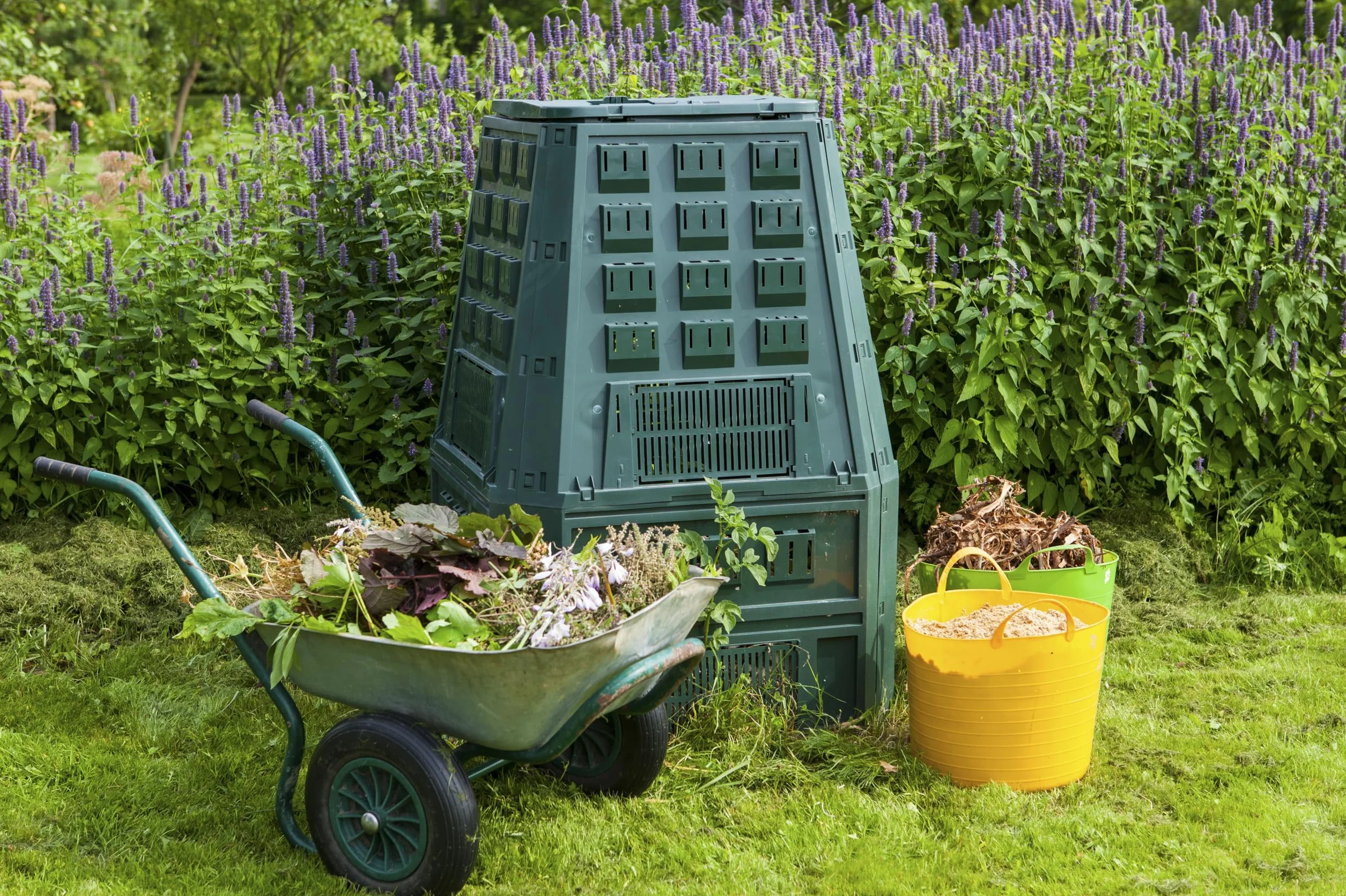 Solabiol Engrais Activateur De Compost 900g Prêt A l'emploi Accélère La Transormation des Déchêts Verts Agriculture Biologique