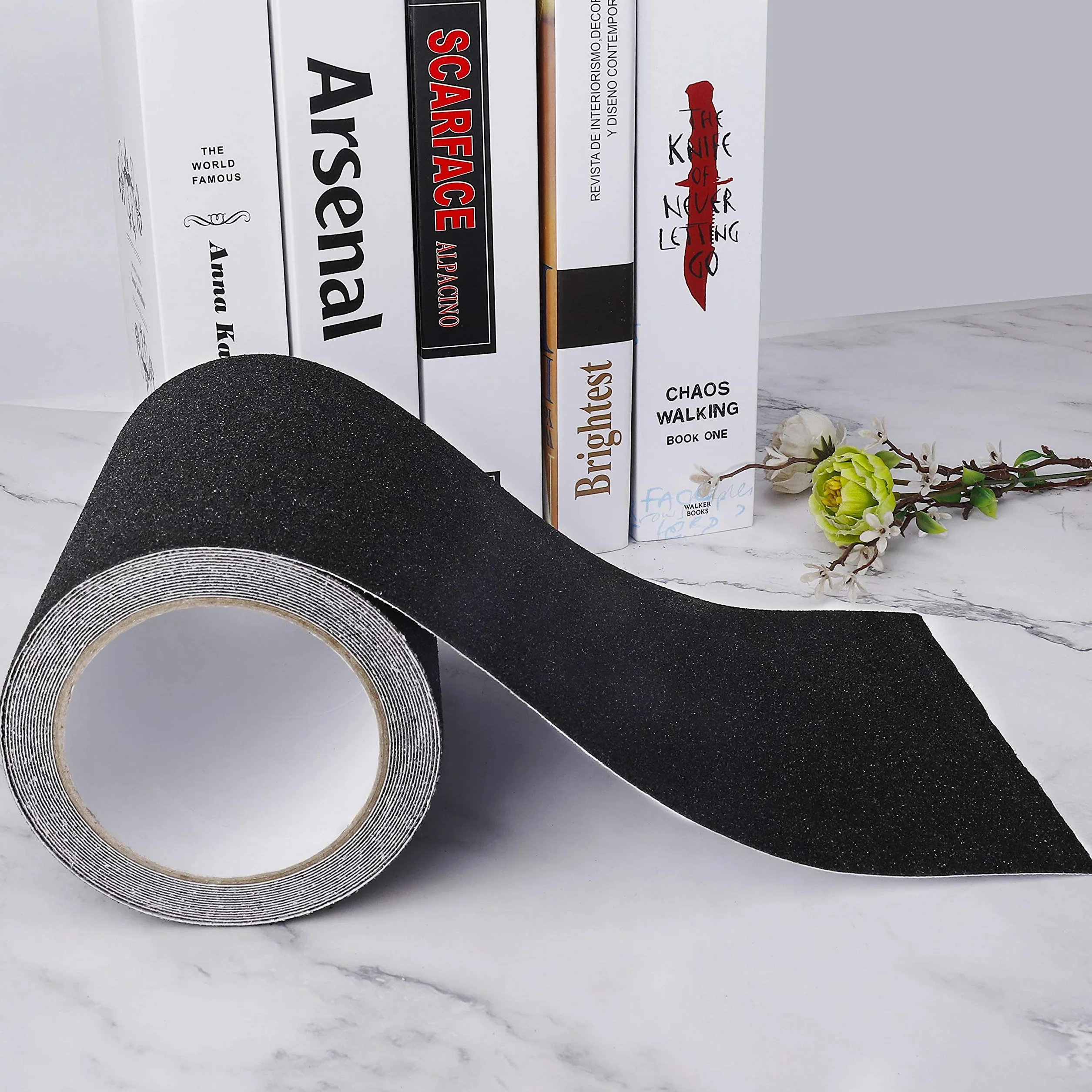 Bande Antidérapante Adhésive pour Escaliers, Friction, Abrasif pour les Sécurité, Escabeau, Intérieur, Extérieur, Haute Traction, 15CM x 5M, Noir