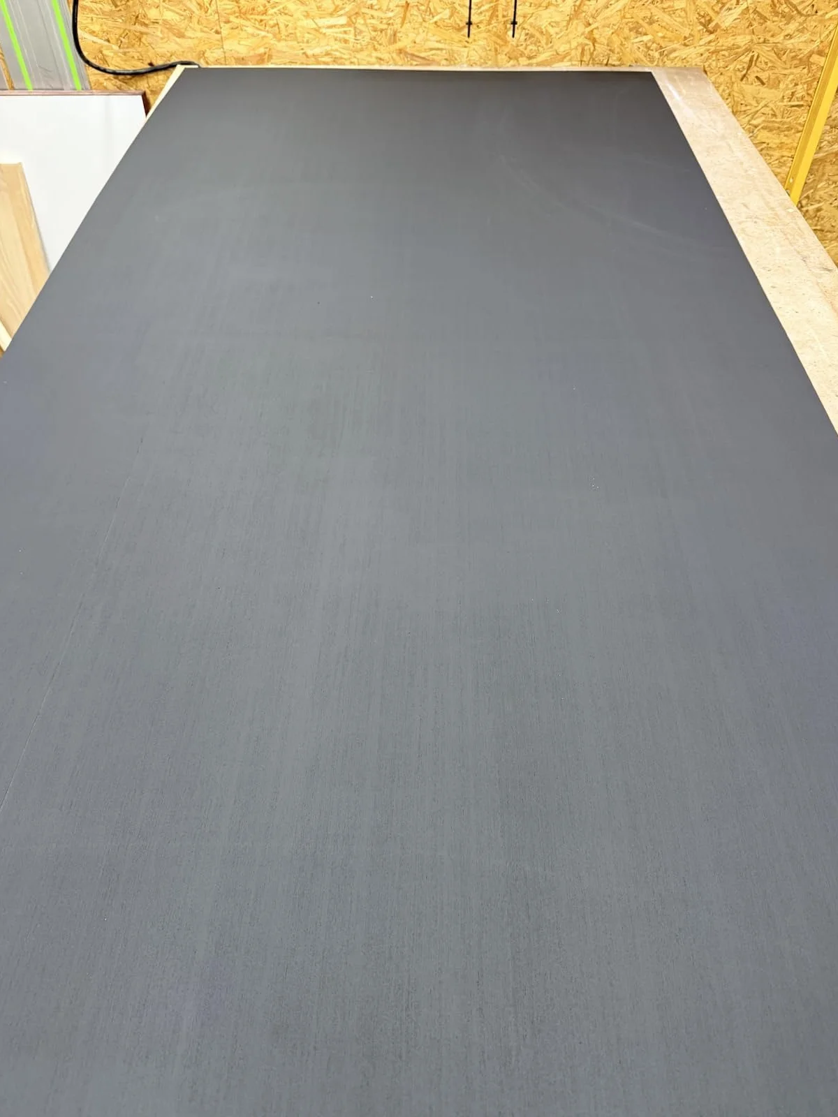 500ml - Peinture noire mate à base d'eau pour le bois et le métal - extérieur et intérieur - Séchage rapide 7 mètres carrés
