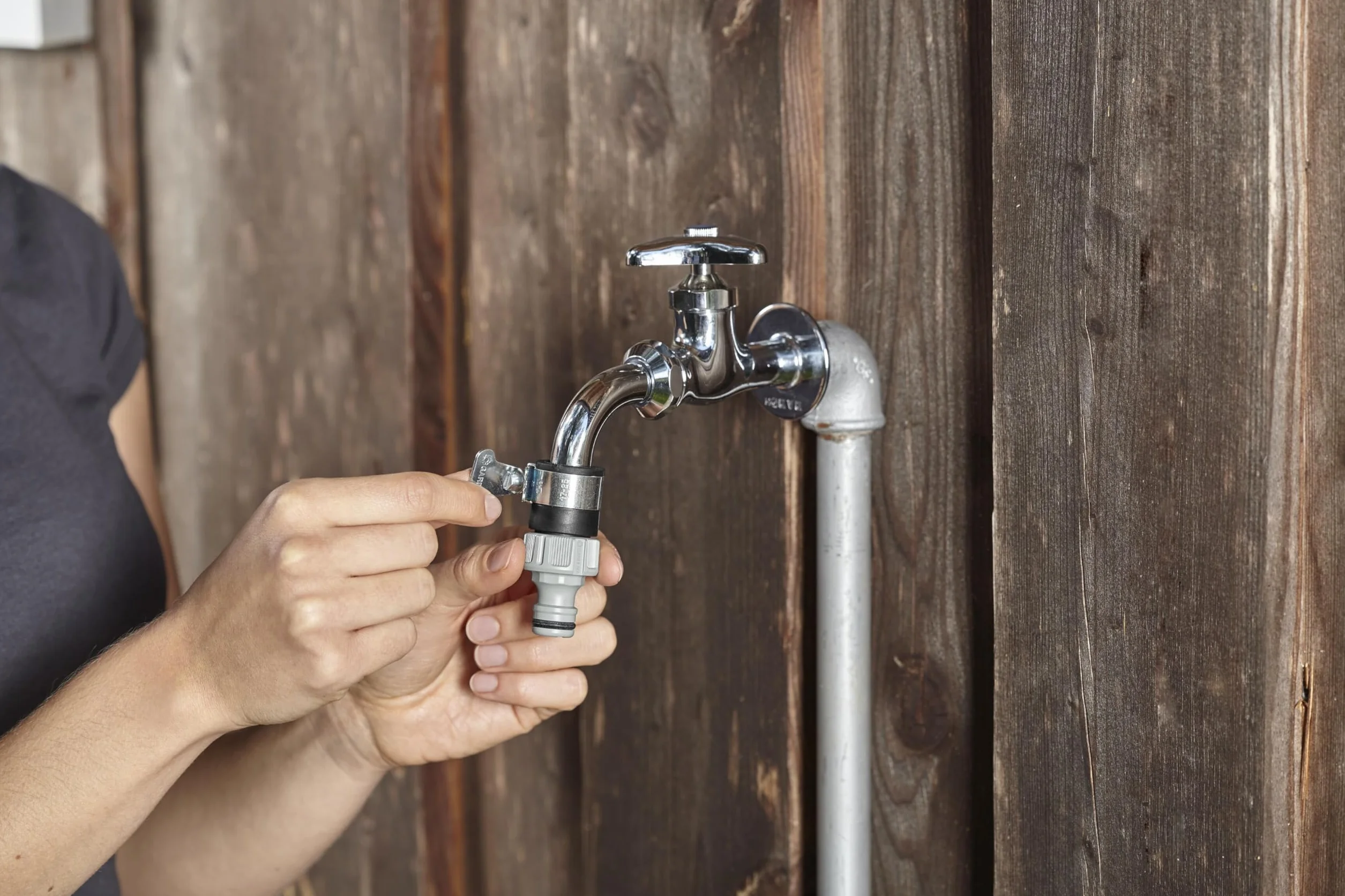 Gardena Voleur d'eau adaptateur robinet universel 14-17 mm résistant corrosion 2908-20