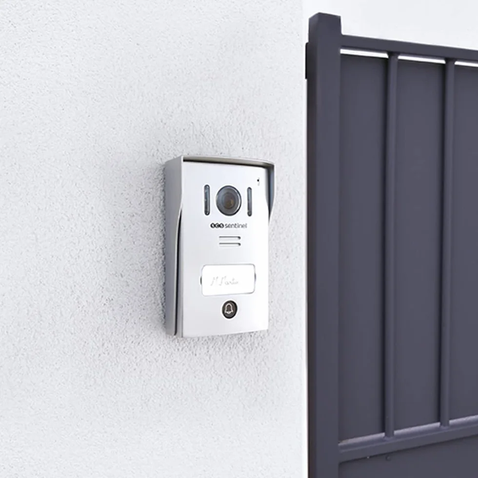 SCS Sentinel, Interphone Vidéo Filaire, Portier avec Platine de Rue d'Extérieur avec visière, Façade en Aluminium, Système Anti-Vandale, Vision Nocturne, Écran 18 cm, Visiokit 7, Garantie 3 Ans