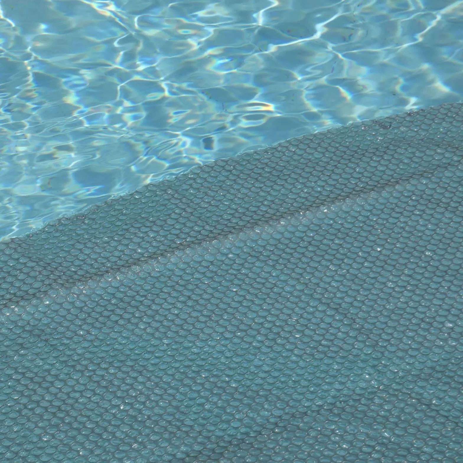 Bâche Solaire Piscine Ronde 366 cm Gris Silver 215 Microns