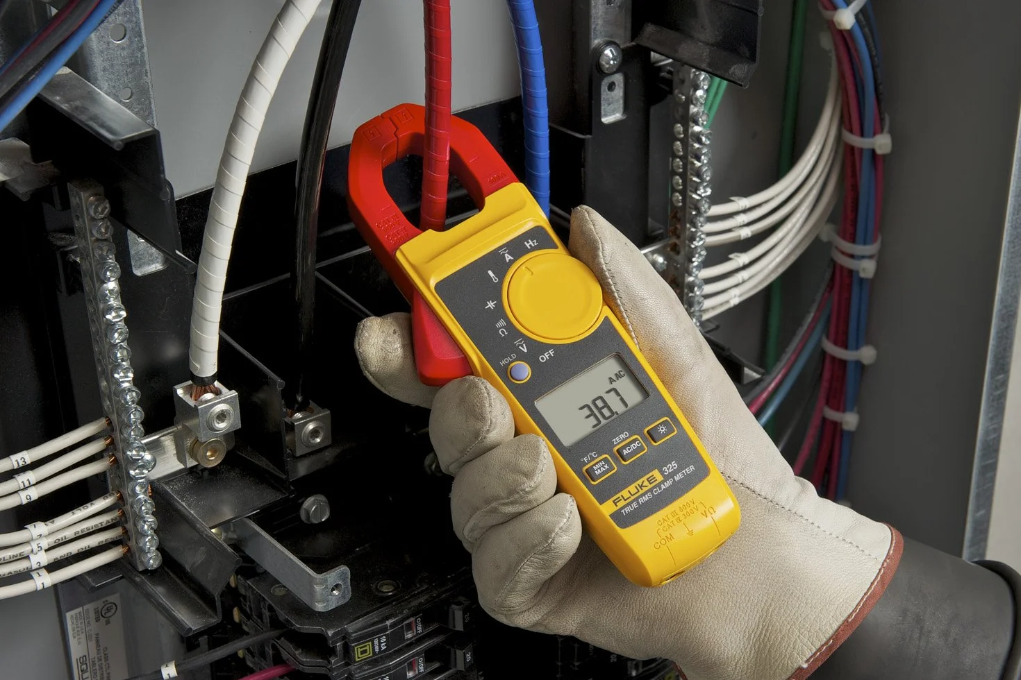 Pince multimètre TRMS Fluke 325