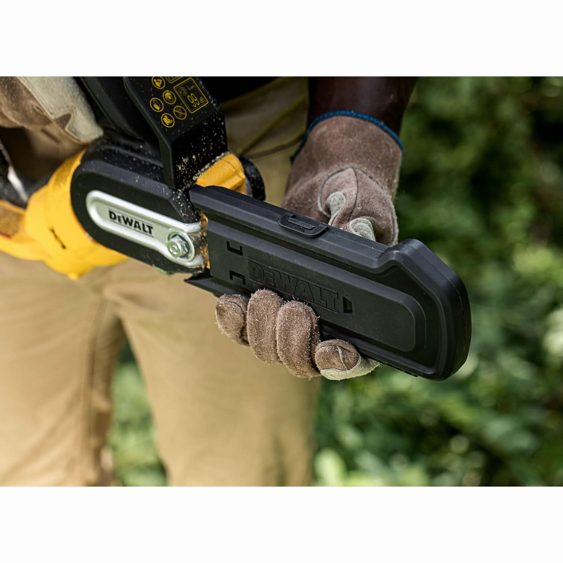 DEWALT- Tronçonneuse élagueuse XR 18V 20cm, Outil seul, DCMPS520N-XJ