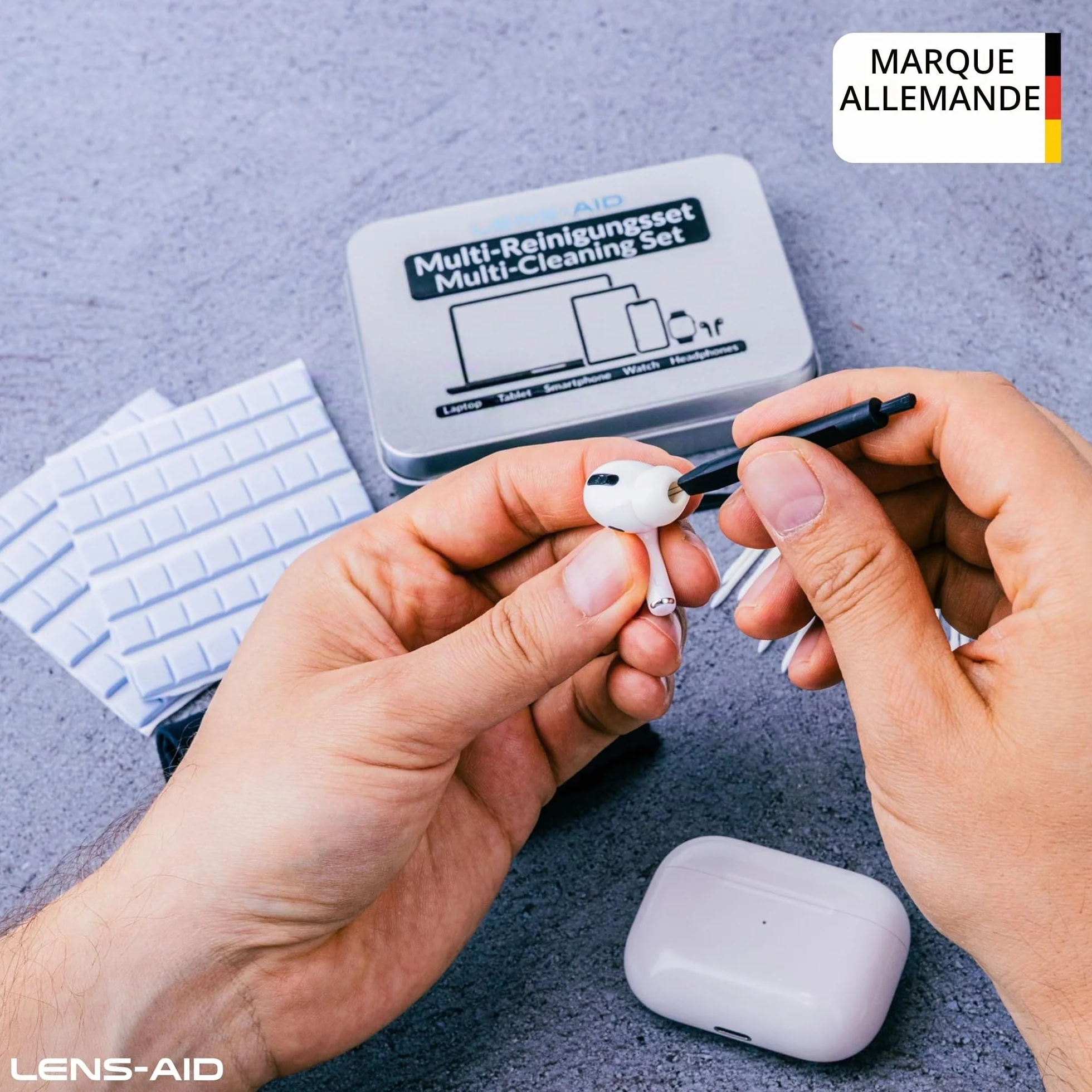 LENS-AID Kit de nettoyage 5 en 1 pour smartphone avec modelage USB-C et Lightning, pinceau, bâtonnets, chiffons en microfibre pour connecteurs, écouteurs, écrans et emplacements pour téléphones
