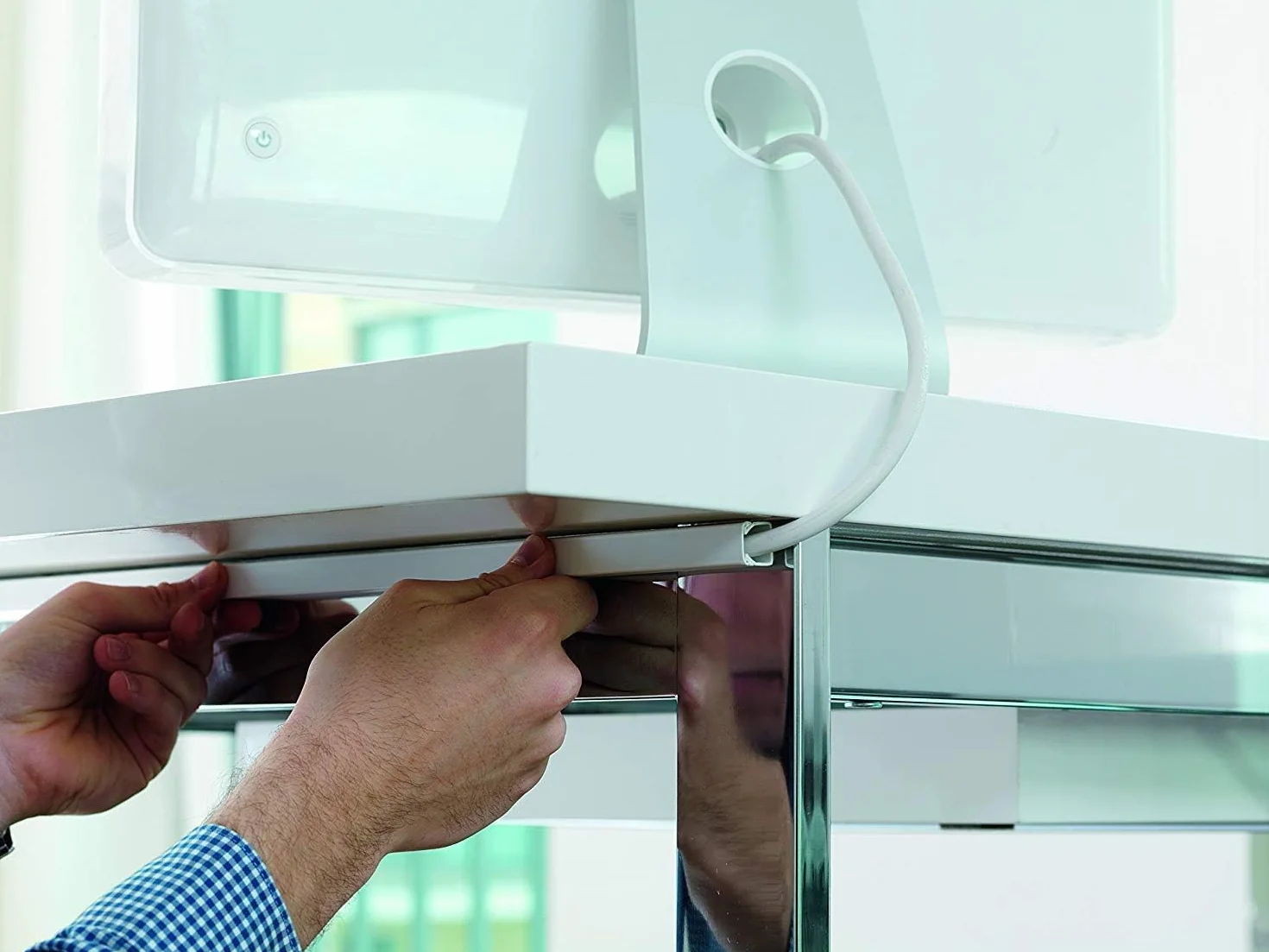 Goulotte autocollante en PVC de 10 m, blanche, flexible et adaptable, élégante pour une pose propre des câbles pour la maison et le bureau, 10 m, 25 x 16 mm, 10 x 1 m