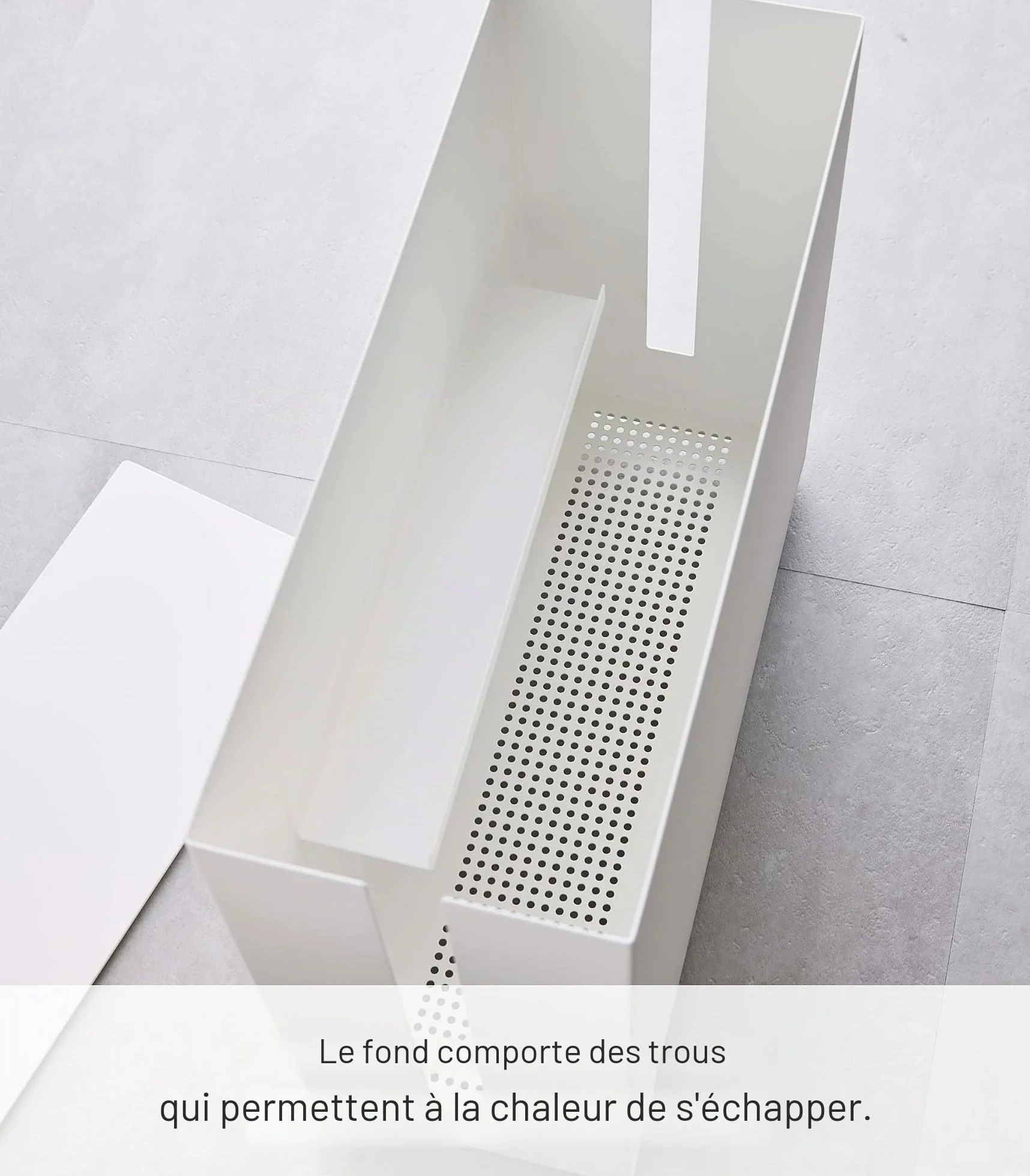 Yamazaki Tower Boîte Rangement pour câbles, en Acier - avec roulettes, Solution Gestion des câbles, Bureau, Organiser Les Prises - 40 x 15 x 34,5 cm, Design Japonais, Blanc