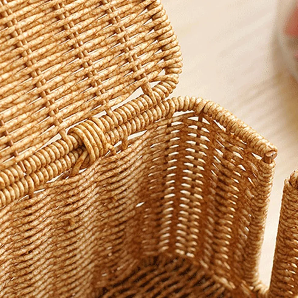 Boîte De Rangement pour Multiprise Style Osier, Idéale pour Organiser Les Câbles De Bureau, Les Chargeurs Les Adaptateurs De Prise Électrique. Elle Permet Également De Dissimuler Les Fils Les