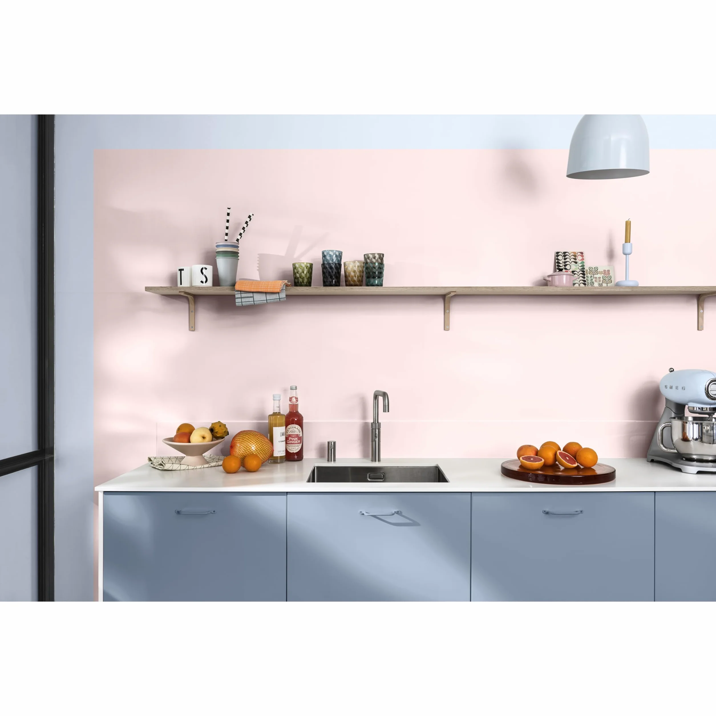 Dulux Valentine Peinture Intérieure Crème de Couleur Cuisine et Salle de Bain - Pièces Humides Murs et Boiseries - Résistant aux taches et à l'humidité - Satin Bouton de Rose 2 L