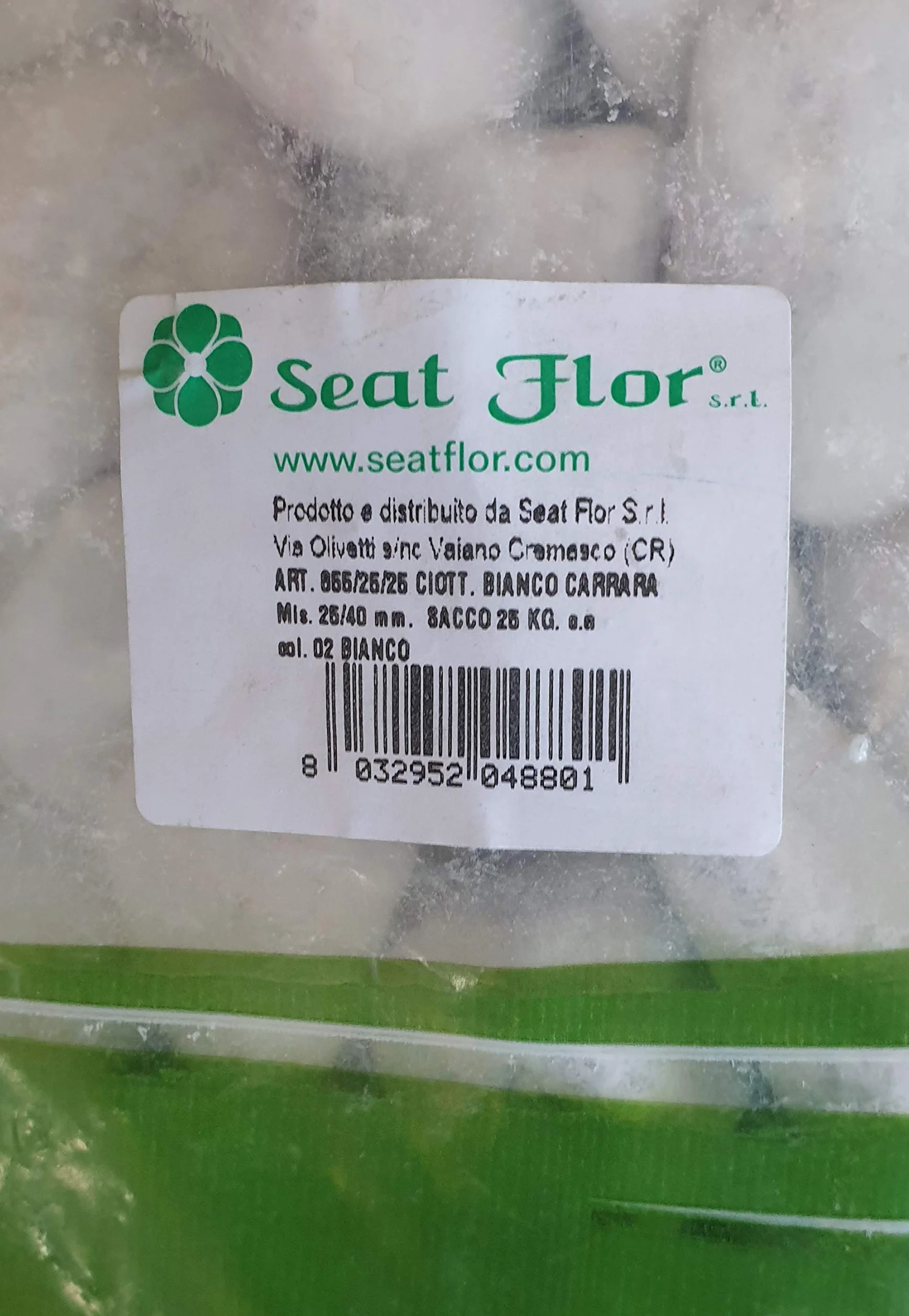 Galets de marbre blanc Carrara 25/40 mm sac 25 kg pierre blanche jardin