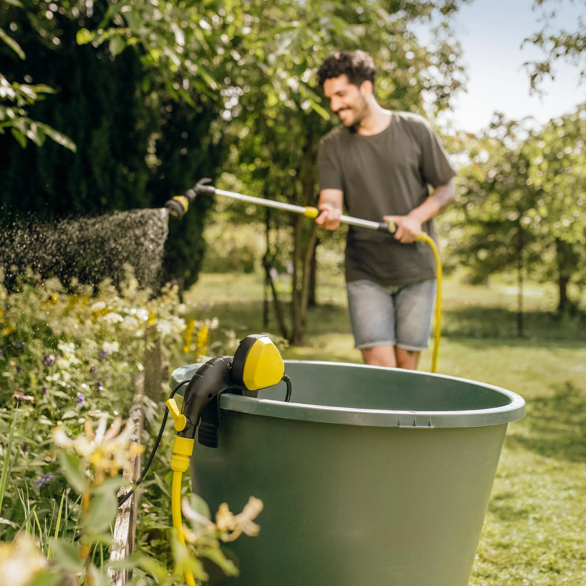 Kärcher 16454600 BP 1 Barrel pompe d’appoint de votre jardin en eau de pluie, 16454600