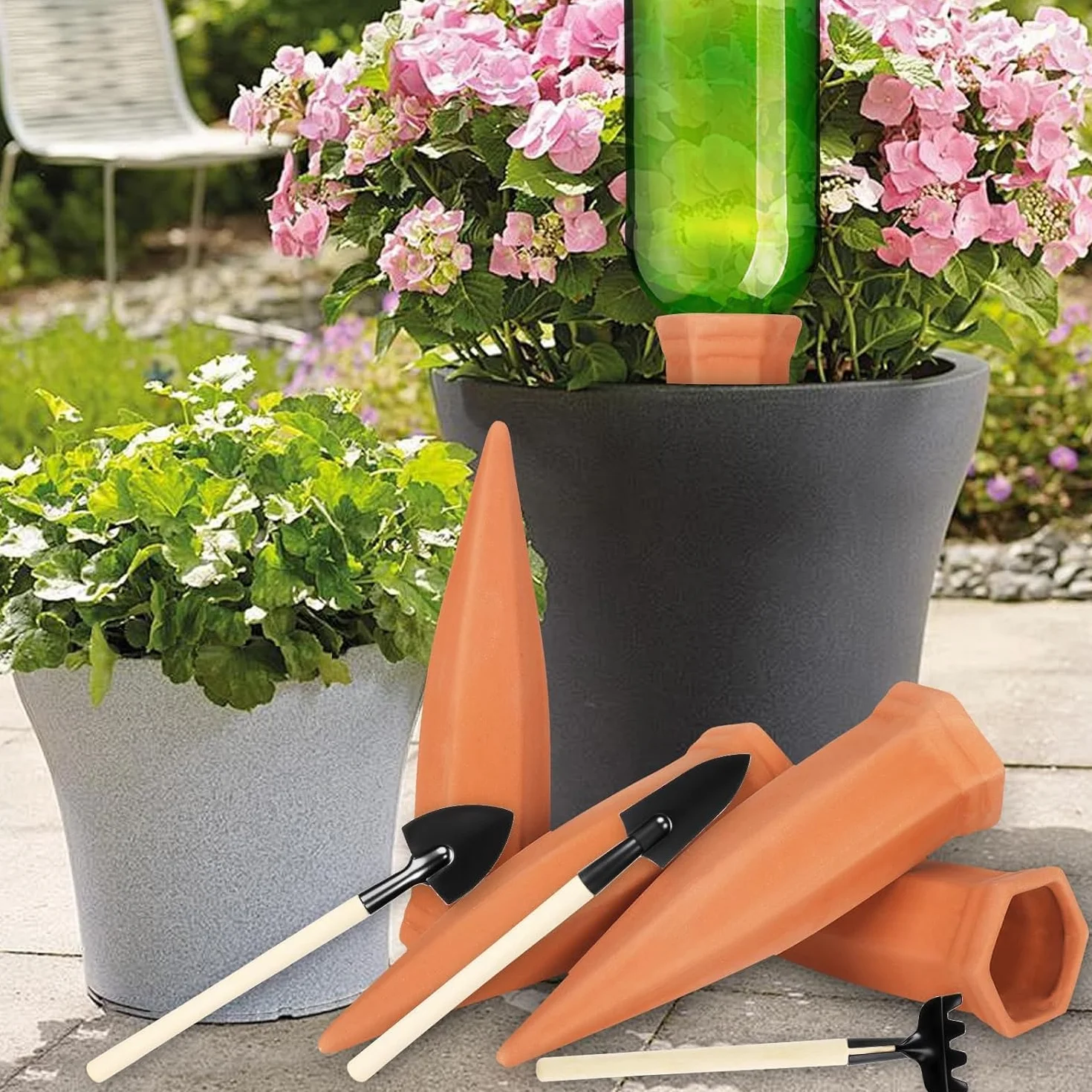 Lot de 8 Cônes en Argile d'Arrosage Auto-arrosantes Oyas Terre Cuite pour Plantes Intérieur