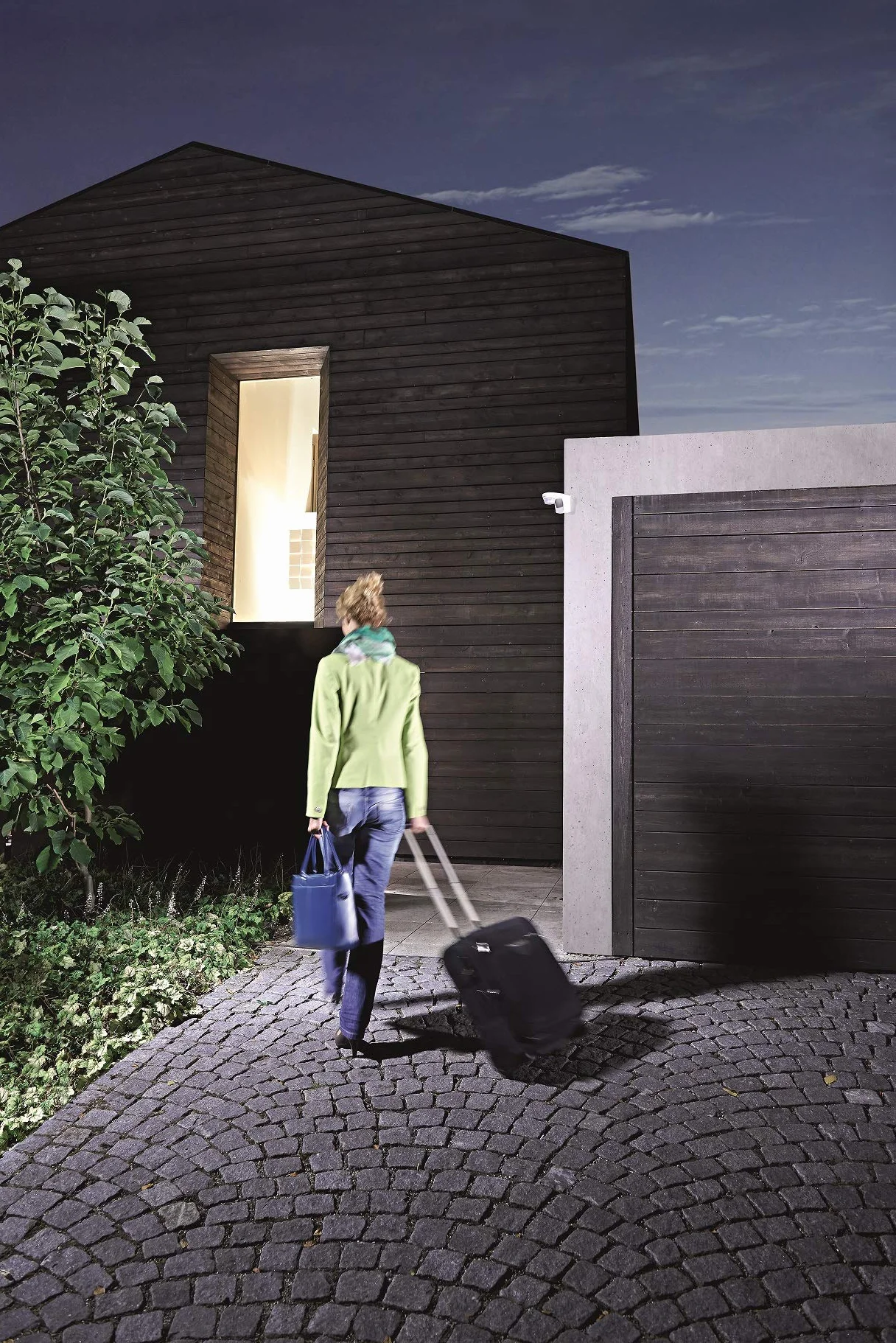 Theben 1010505 theLuxa S180 WH - Détecteur de Mouvement (PIR) - pour l'extérieur - Couverture Angulaire 180° - Blanc