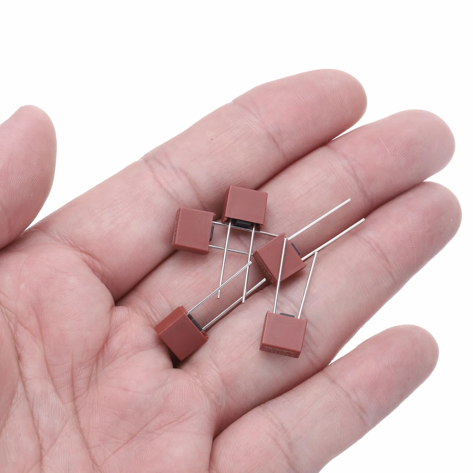 QUARKZMAN 30Pcs Fusibles Miniatures Carrés à Montage DIP à Soufflage Lent pour Pièces Électroniques PCB Réparation LCD, T250Ma 250Ma 250V, Rouge