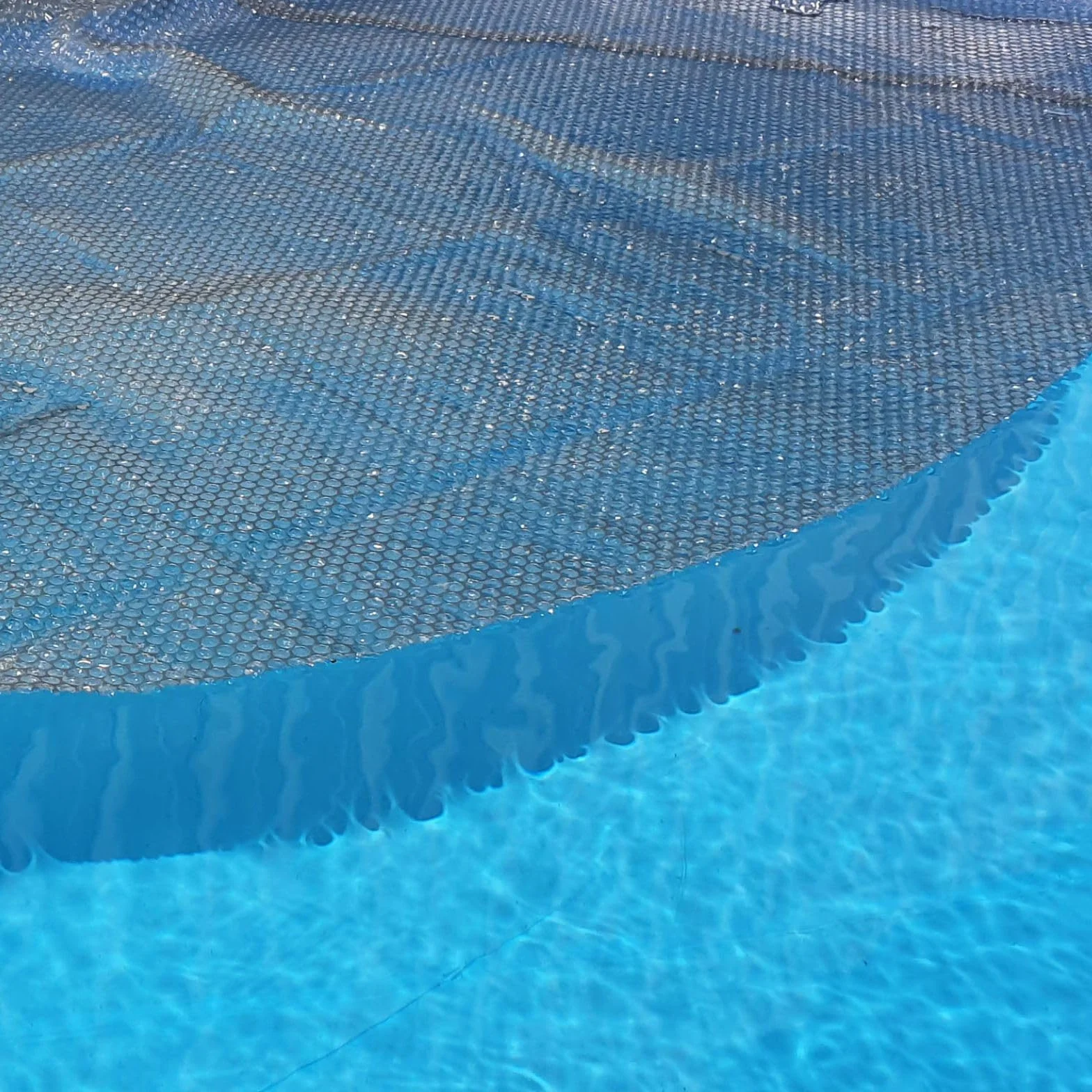 Bâche Solaire Piscine Ronde 366 cm Gris Silver 215 Microns
