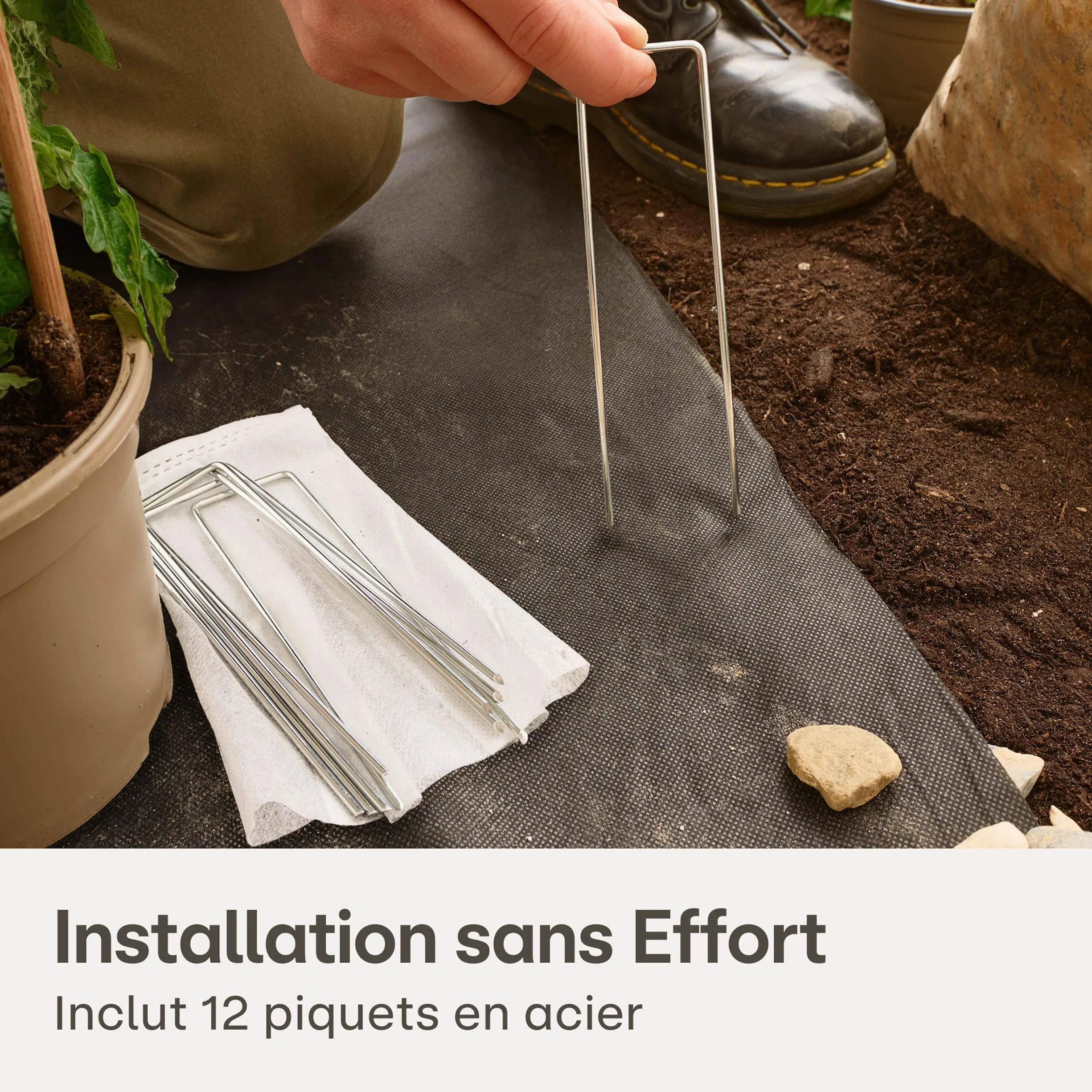 Praknu Toile de Paillage 150g/m² Anti-Mauvaises Herbes 25m² avec 12 Piquets