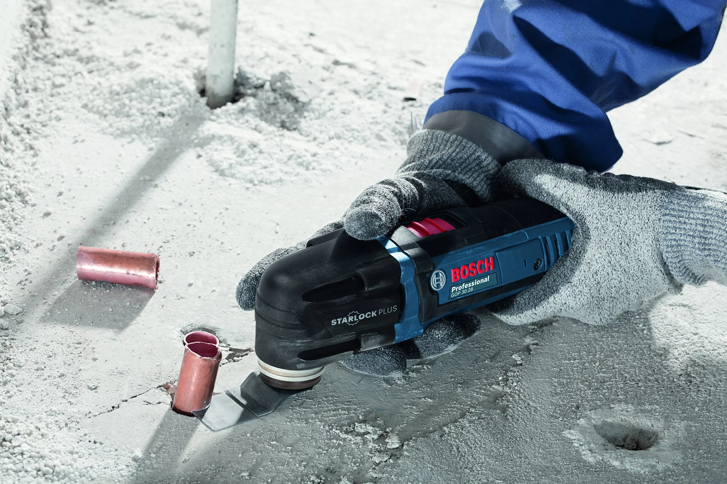 Bosch Professional découpeur-ponceur GOP 30-28 (7 lames plongeantes BIM Starlock, 2 lames segments BIM Starlock, 1 plateau concrétion carbure, 5 feuilles abrasives, 1 plateau triangulaire, L-BOXX)