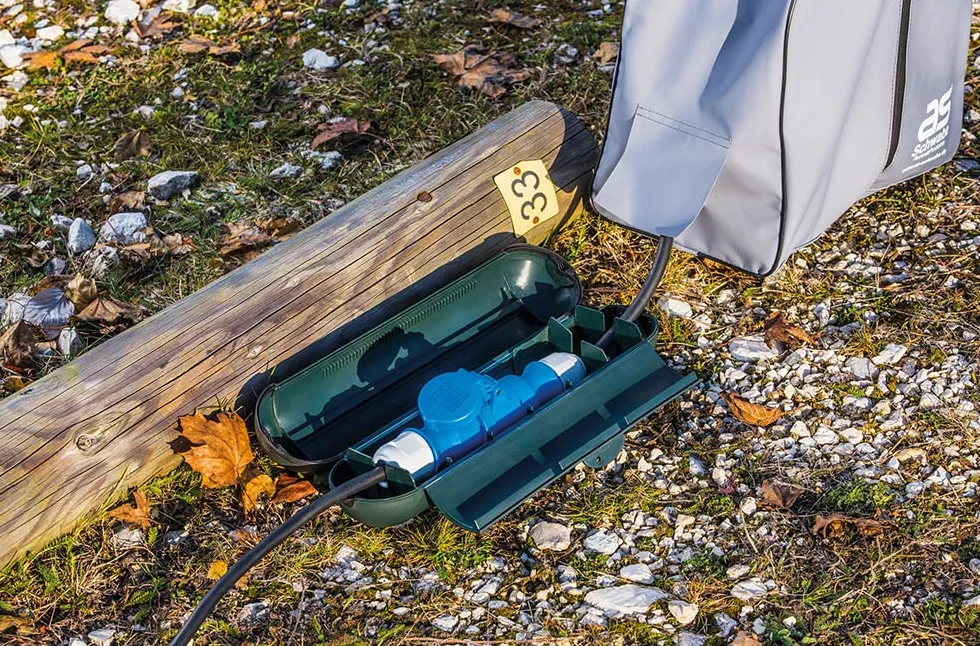 as - Schwabe Boîtier Prise de Sécurité Sécurité des Prises CEE en Camping Protection contre les Influences Extérieures Petite Serrure Parfait en Extérieur Noir I 48708