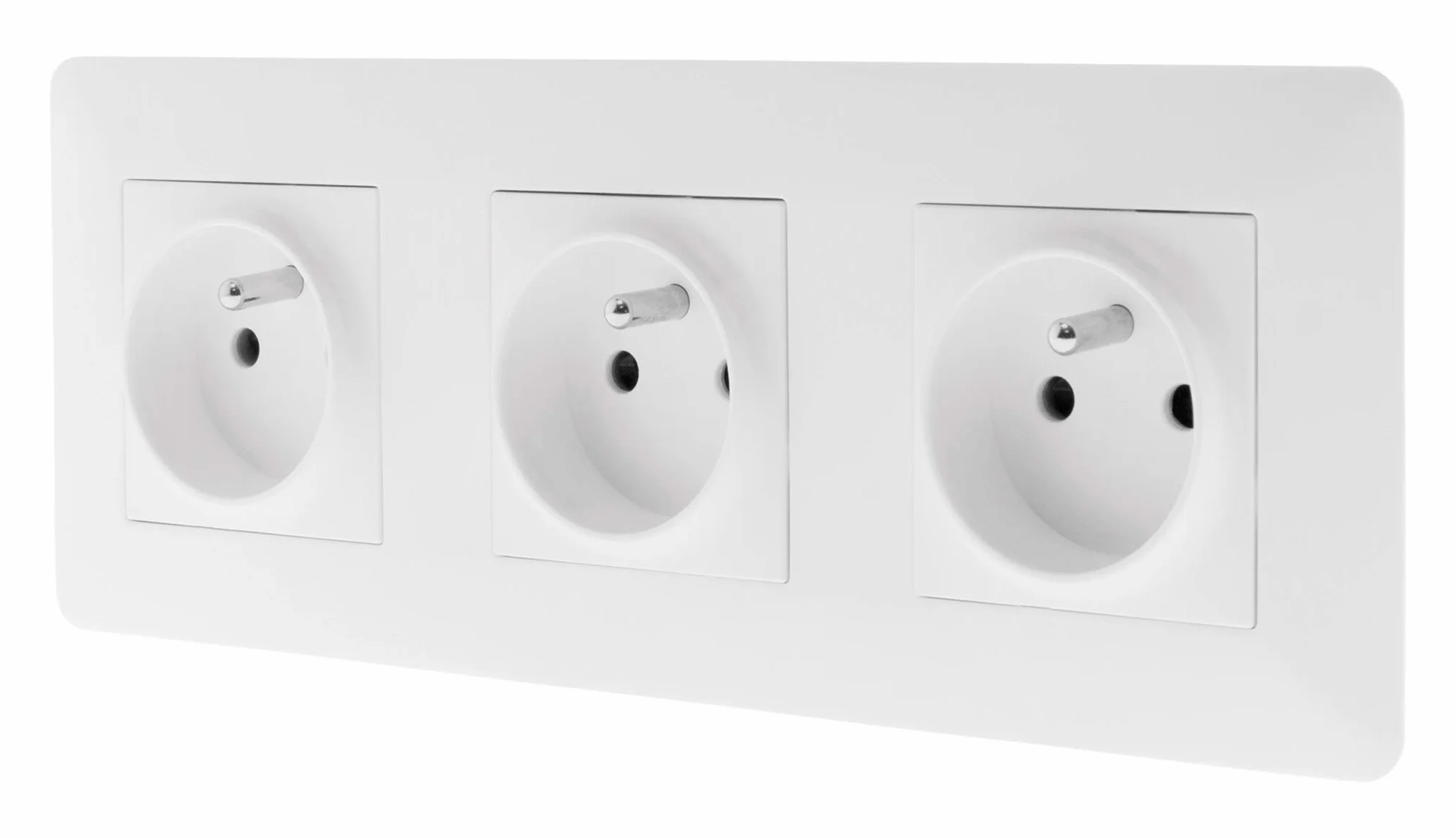 Zenitech Prise Triple 2P+T 16A Encastrable 3680W 230V Blanc