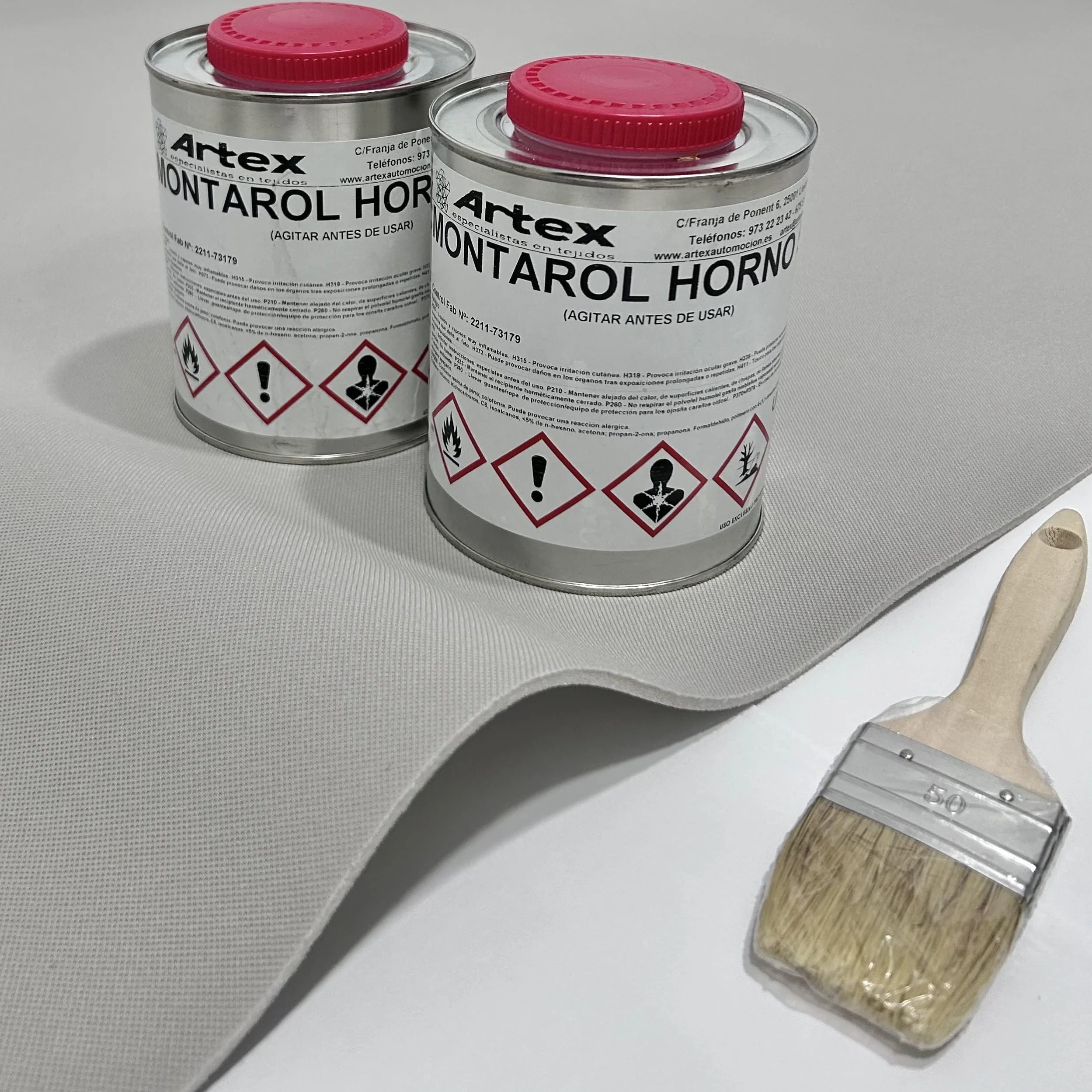 Kit tissu pour tapisser ciel de toit de voiture – 2 m x 145 cm tissu foamisé Gris Clair + 2 L de colle pour tapisserie + pinceau
