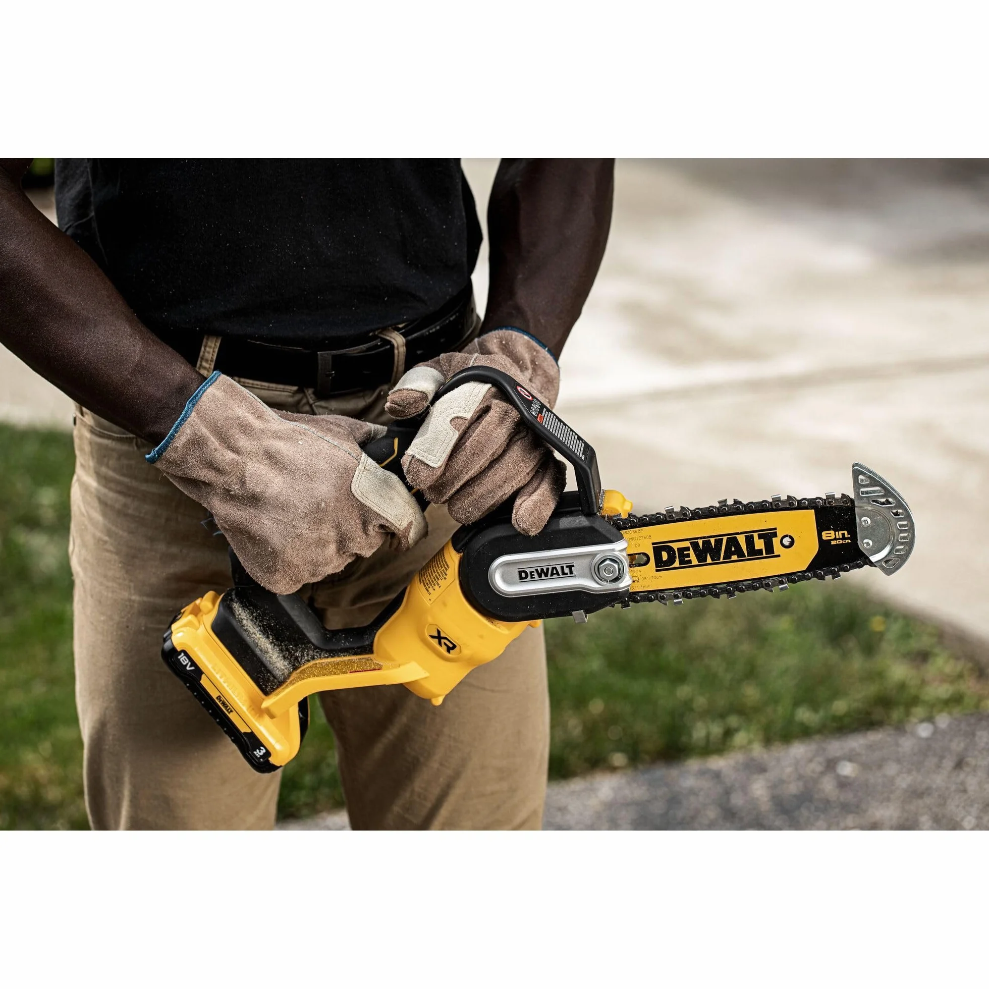 DEWALT- Tronçonneuse élagueuse XR 18V 20cm, Outil seul, DCMPS520N-XJ