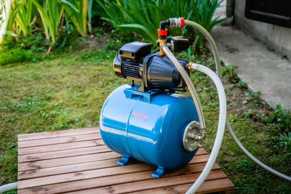 SPIDO - Groupe de Surpression avec Réservoir Spid’O Classic BF 100/50-50 L - Pompe 1000 W - Débit 4 m³/h - Pression 4,5 bars - Pour Arrosage 1000 à 1500 m²