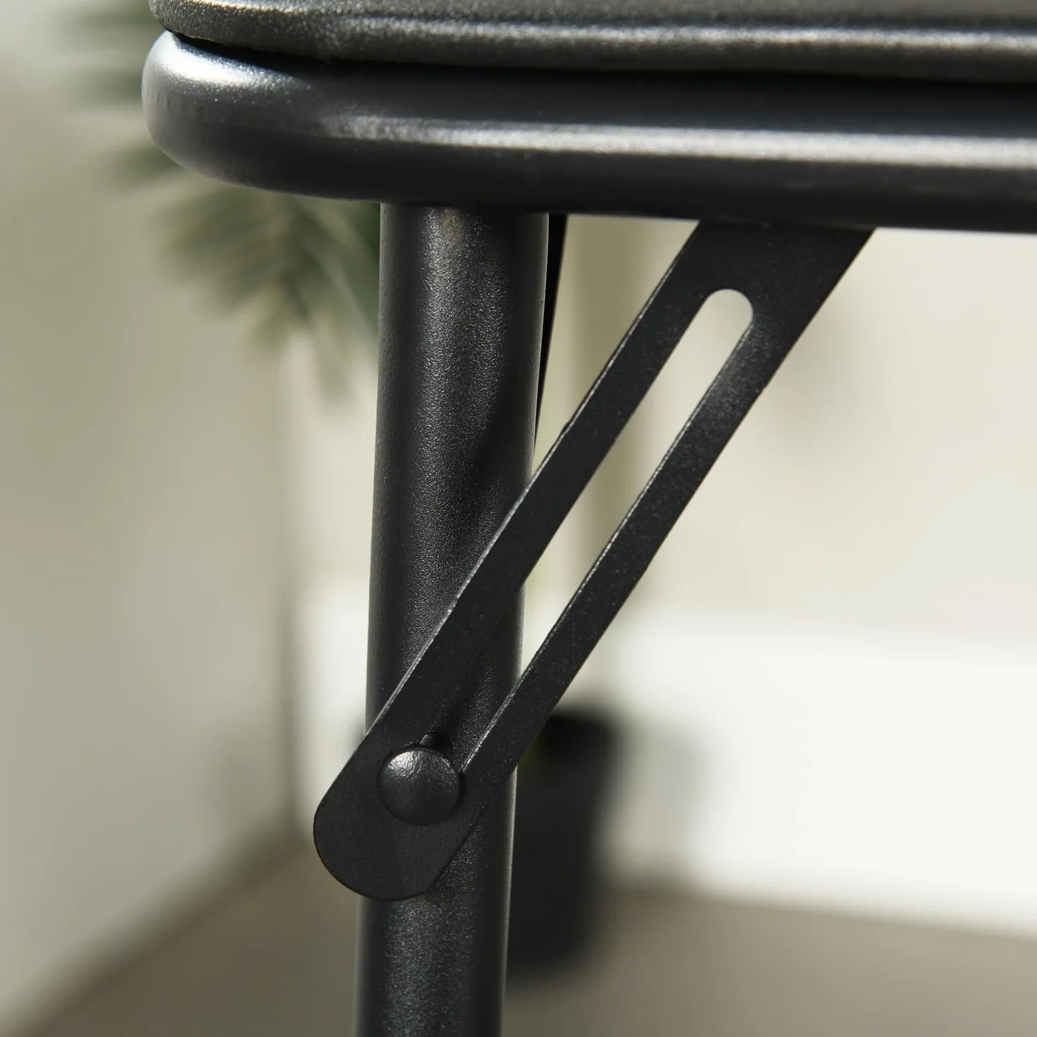 Tables de Bistrot pour Jardin Square Noire, Structure Métallique, Plateau MDF Rembourré Cuir Synthétique, Pliable 86x86cm