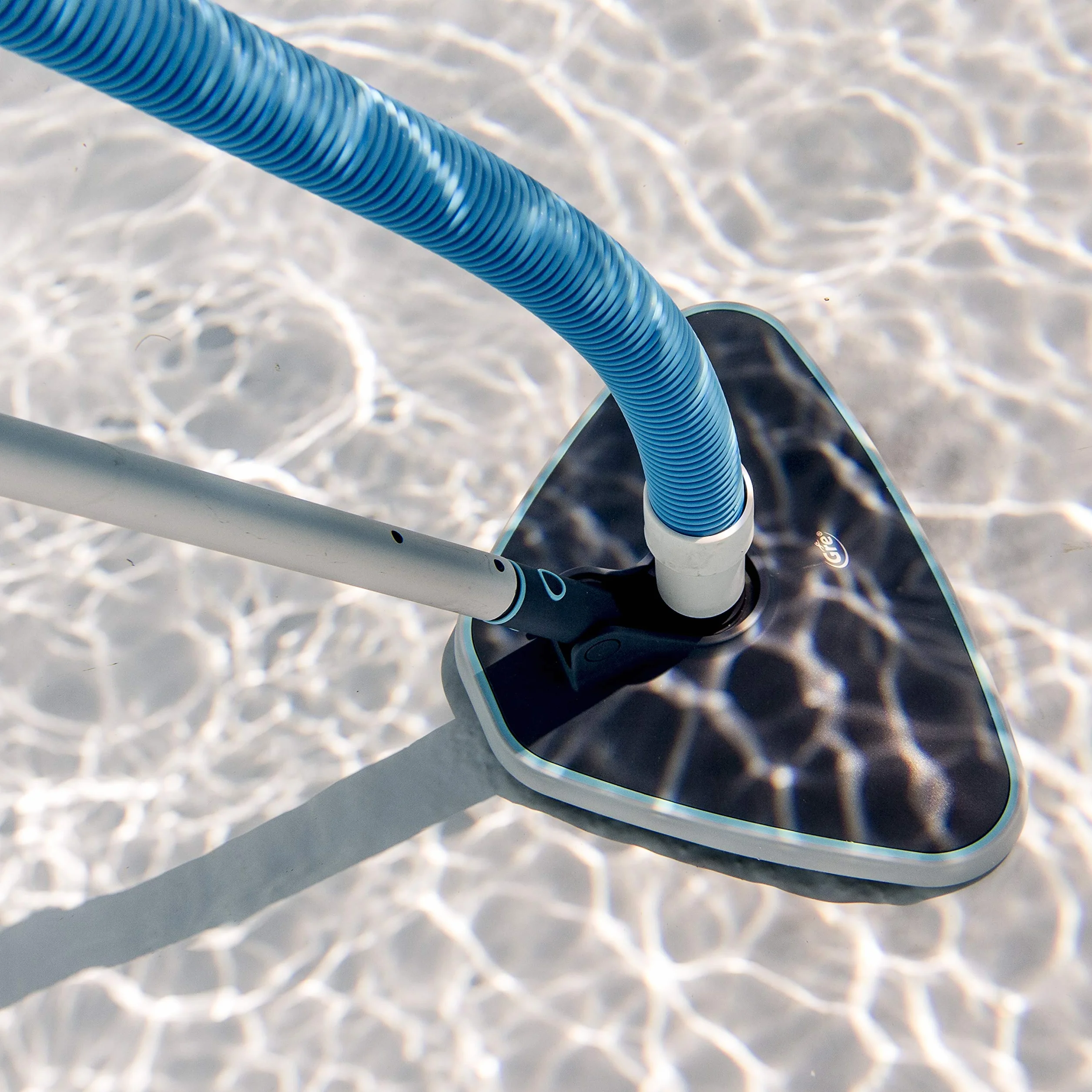 Gre VHTP40 Nettoyeur de Fond Manuel à Tête Triangulaire Rotatif pour Piscine