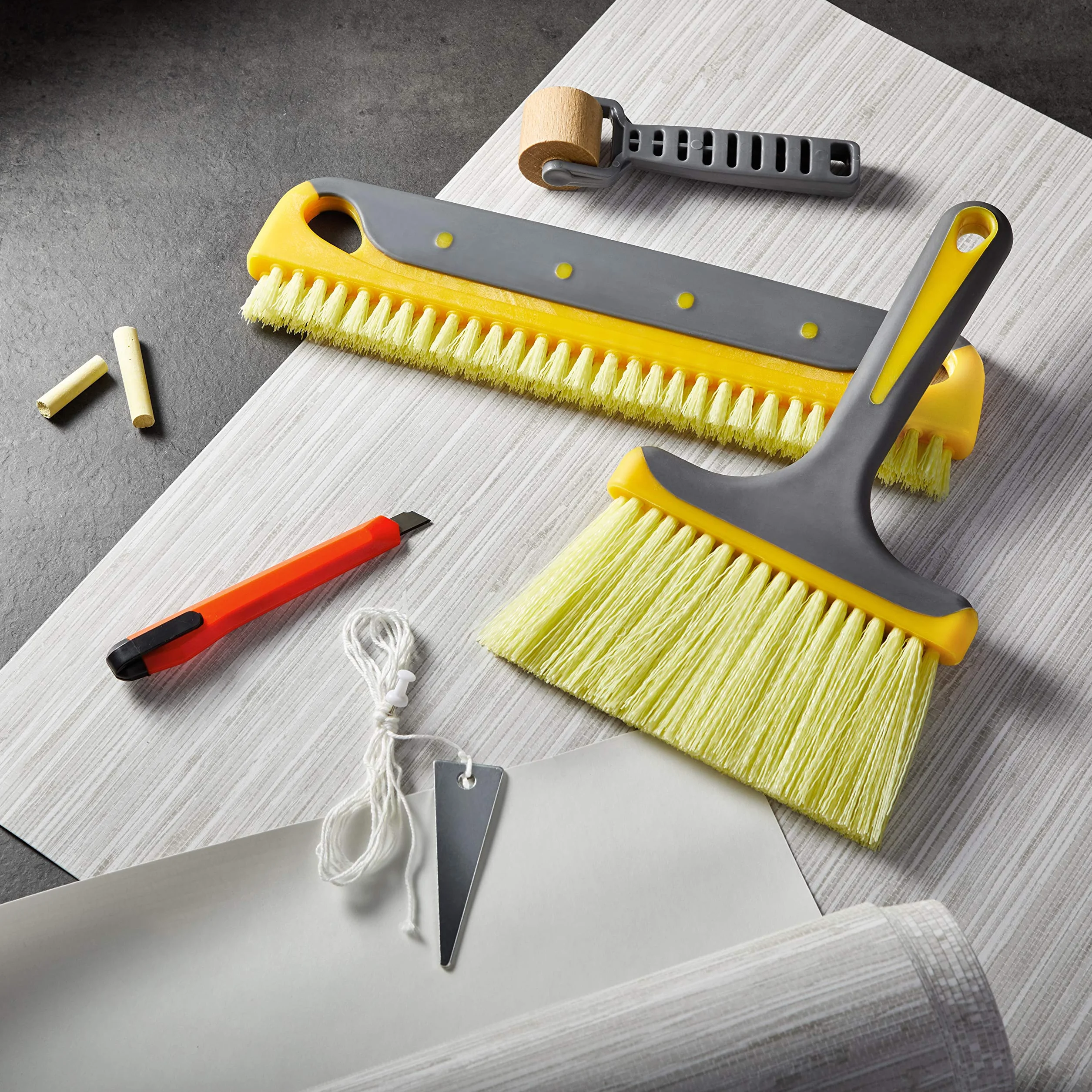 Amazon Basics Kit de pose de papier peint avec brosses, 7 pièces