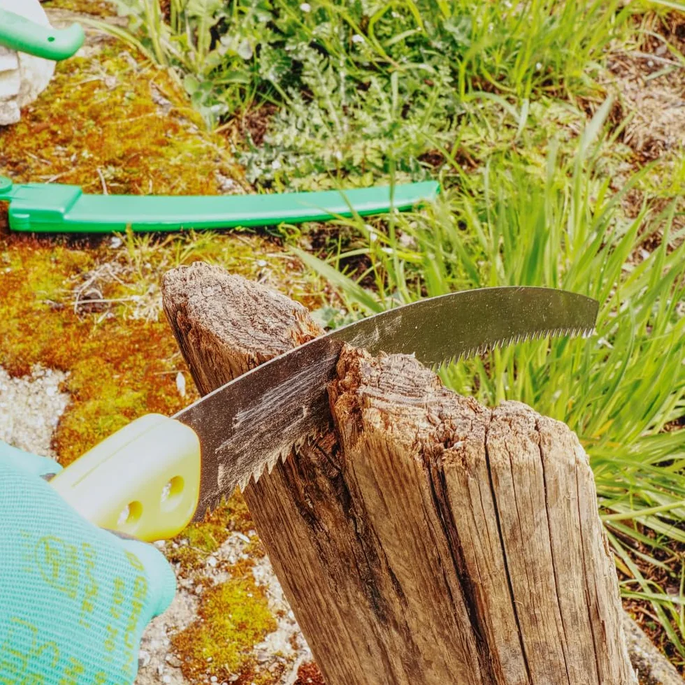 GRÜNTEK Scie d'élagage 380mm avec Lame Japonaise. Scie a main a bois Égoine. Outils de Jardinage Professionnel pour Jardin, Camping Bushcraft et Coupe de Branches