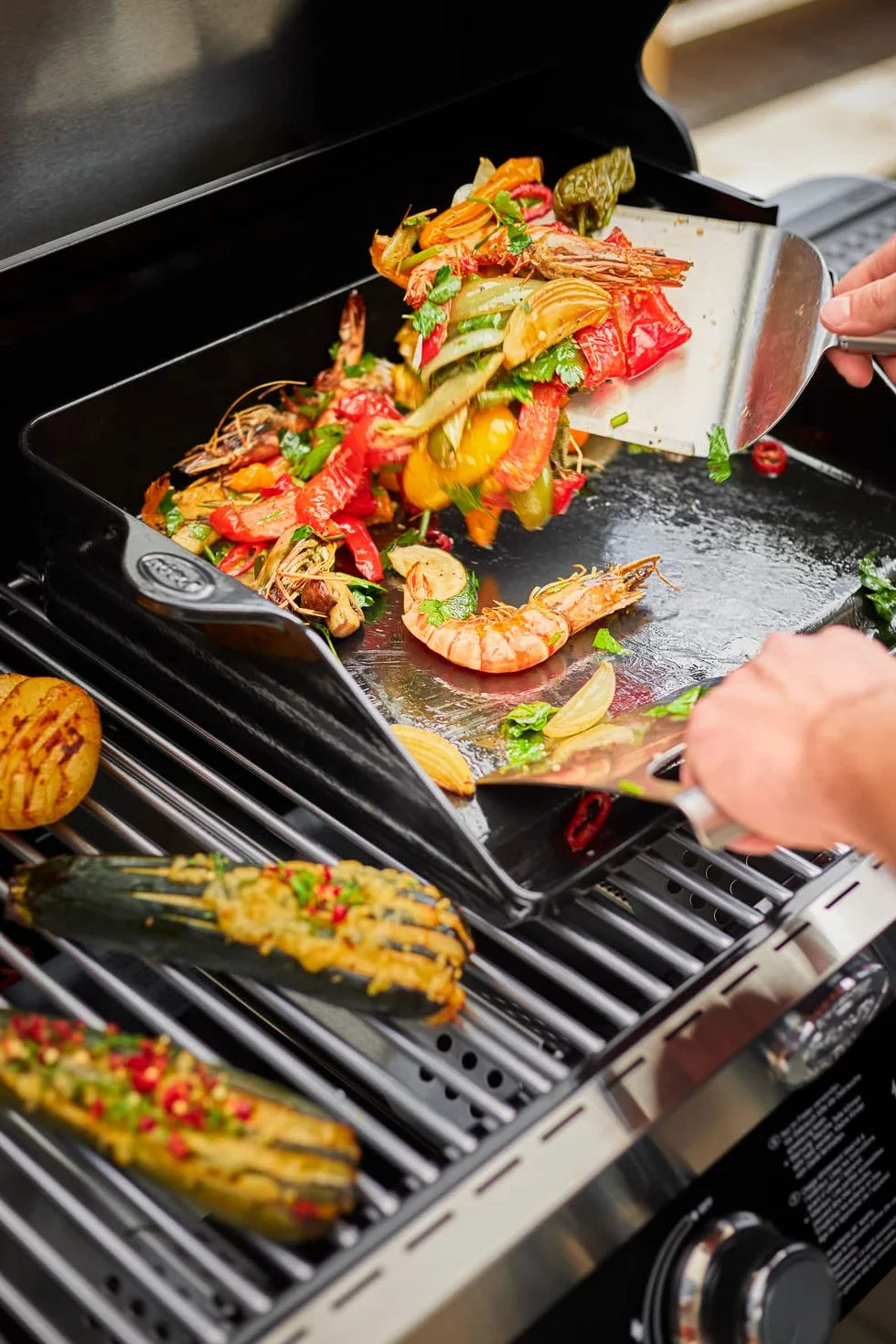 RÖSLE Spatule à plancha large acier inoxydable 18/10, retourner viande et légumes