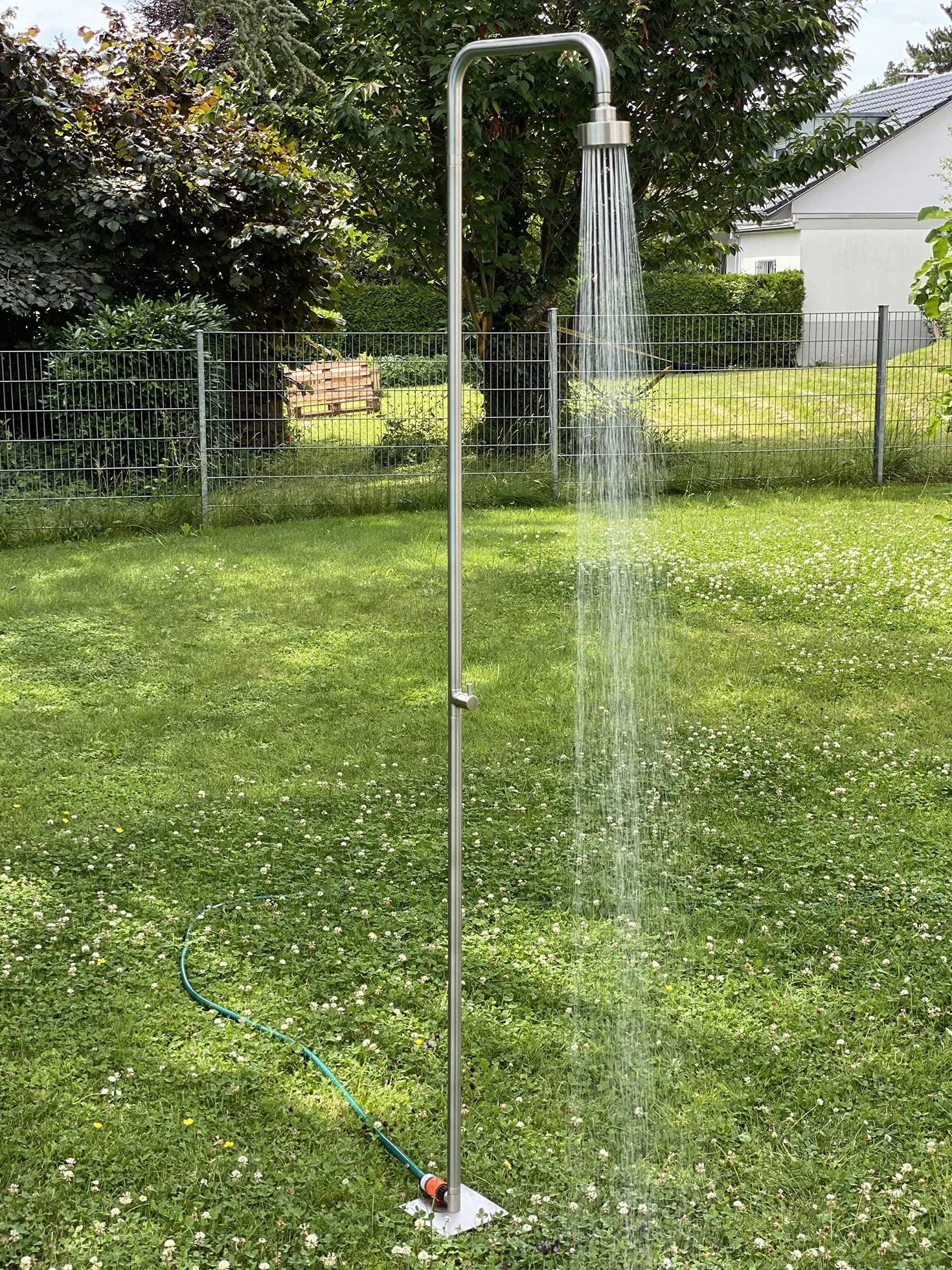 Douche de jardin extérieure Deluxe en acier inoxydable nickel brossé tête orientable