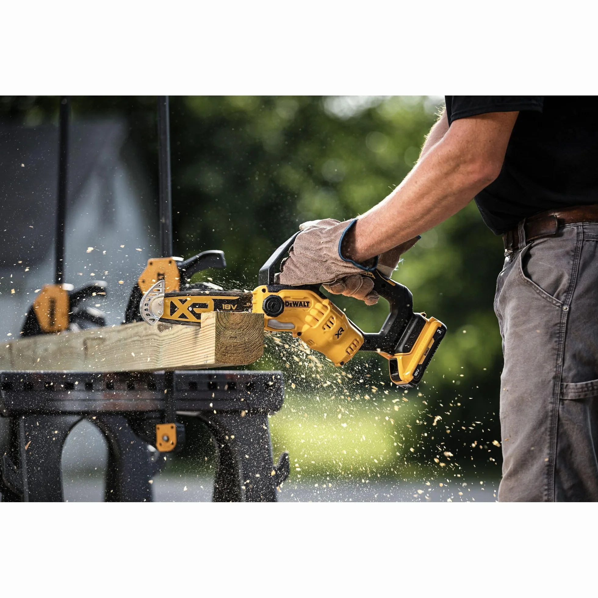 DEWALT- Tronçonneuse élagueuse XR 18V 20cm, Outil seul, DCMPS520N-XJ