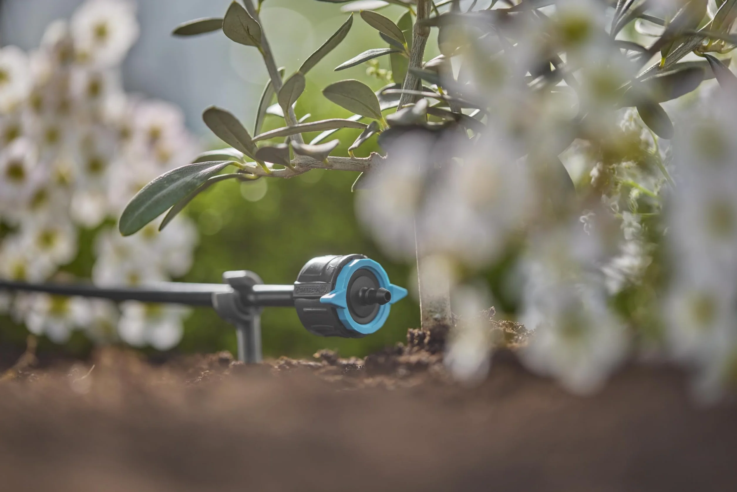 Gardena Micro-Drip Système Goutteur d'Extrémité Réglable, Régulateur de Pression, Embout Irrigation Goutte à Goutte, pour Plantes Hauteurs de Pot (13304-20)