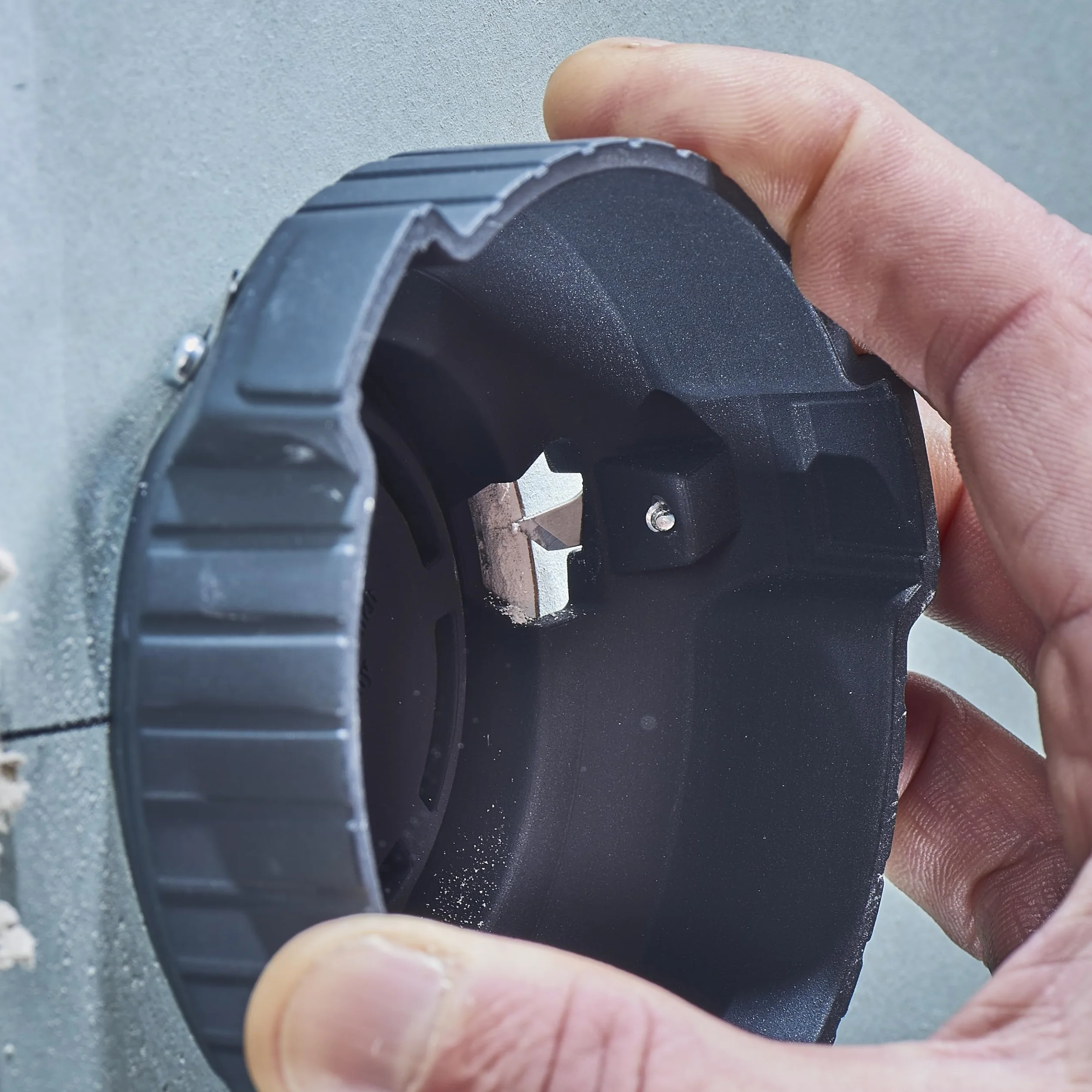 wolfcraft Fraisoir d'affleurage pour plaques de plâtre, Ø 68 mm I 5892000 I Pour l'installation affleurante de boîtes d’encastrement