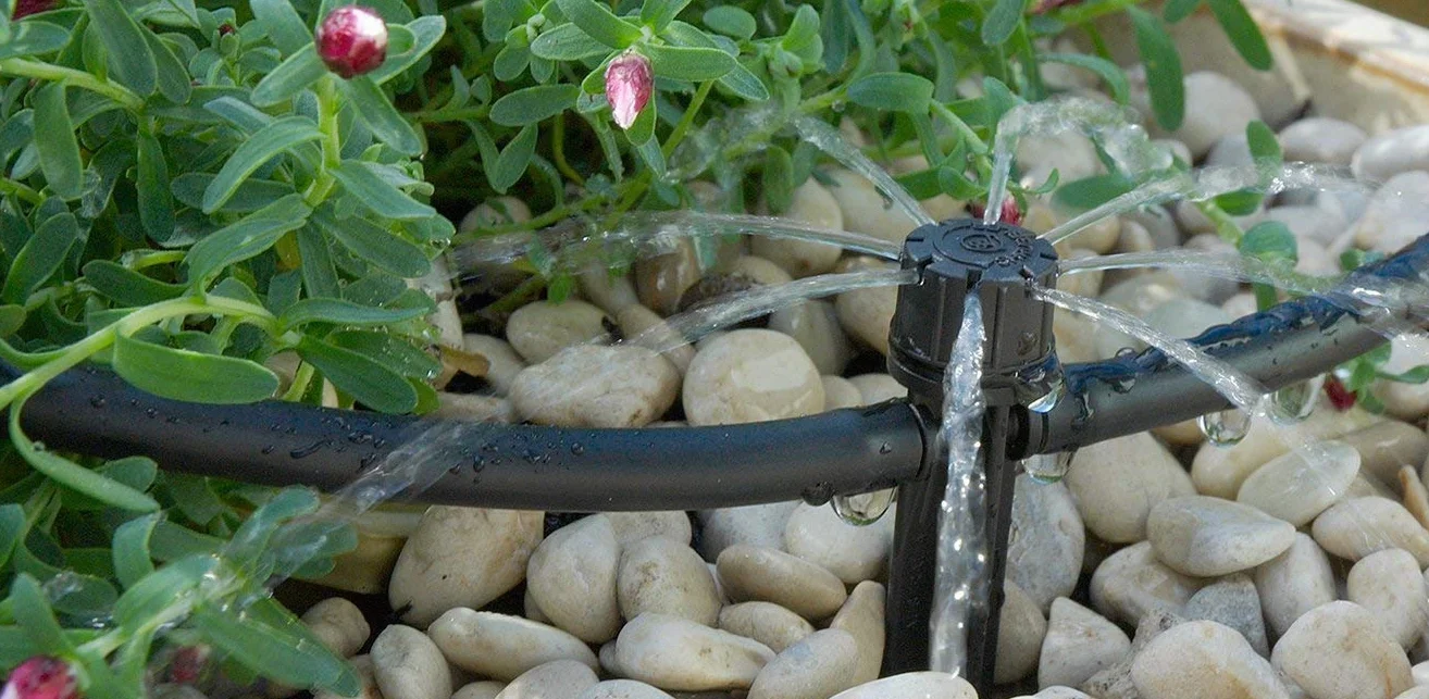 Tuyau pour arrosage en goutte à goutte 16 mm x 100 m noir