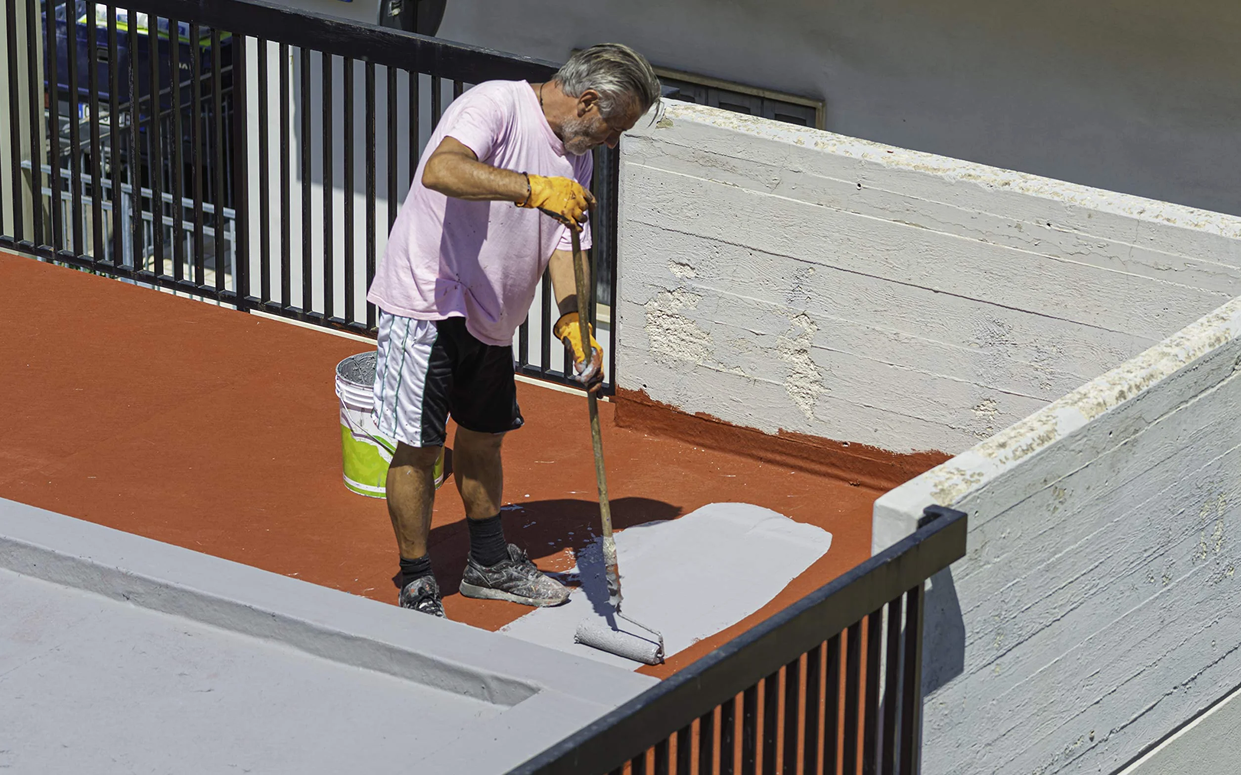 Peinture résine époxy beige 5KG pour sol en béton imperméable