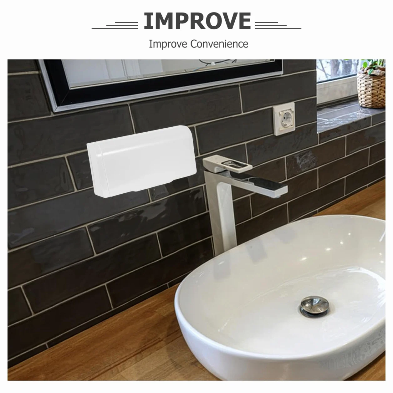 Cache-Prise Adhésif Étanche pour 4 Prises Murales Blanc Boîtier de Protection Anti-Éclaboussures pour Salle de Bain Cuisine Installation sans Perçage Compatible Multiprises