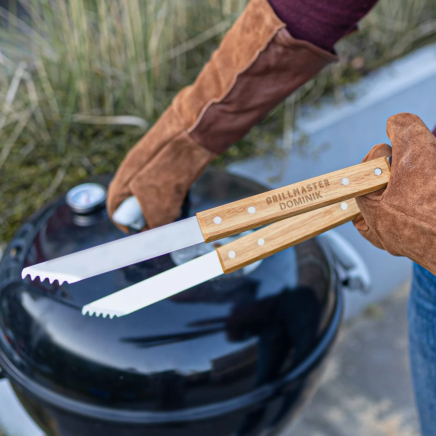 Pince à Barbecue personnalisée en Acier Inoxydable avec Manche en Bois Gravé