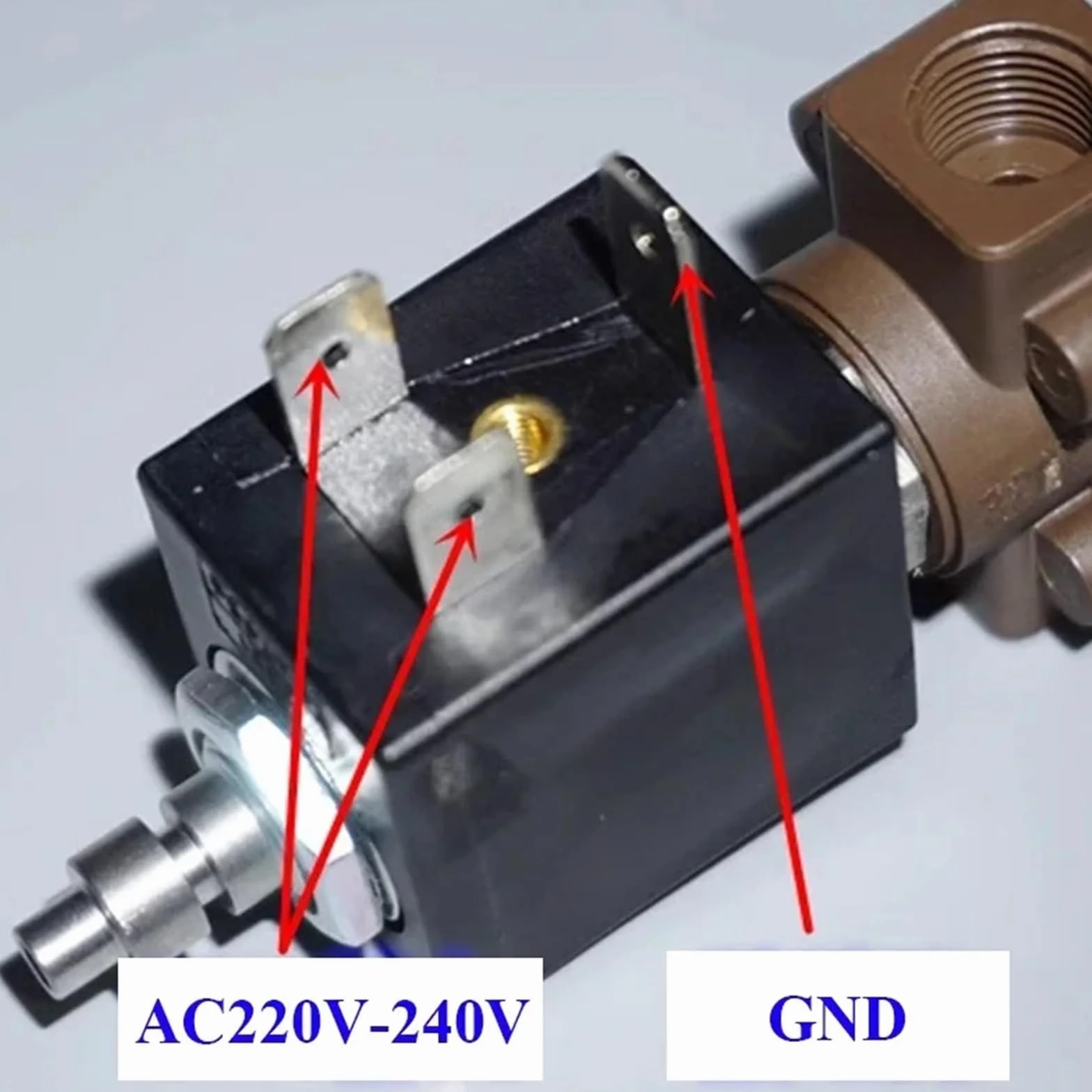 Micro électrovanne électrique AC 230V 240V G1/8, 2 positions 3 voies, vanne de contrôle débit d'eau, 0-15 bar
