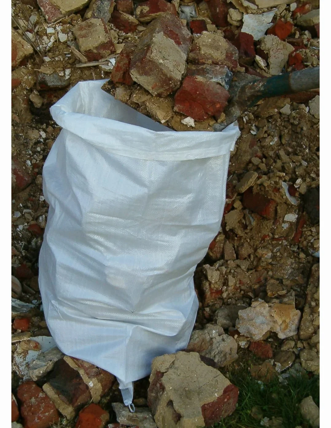 Sacs à Gravats 55 x 95cm 55kg Polypropylène Tissé Blanc Réutilisable Jardinage Chantier